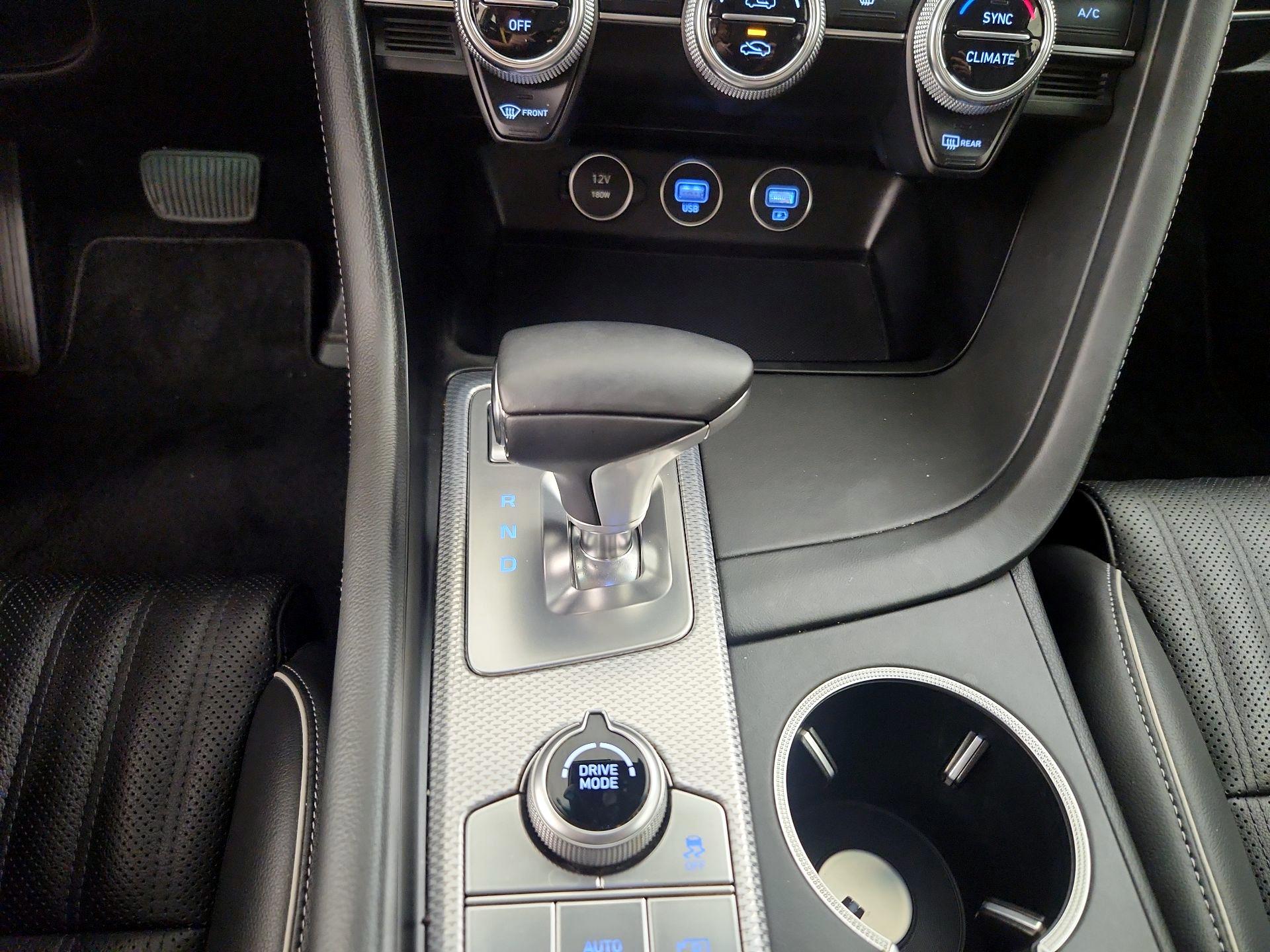 Thumbnail: 2023 Genesis G70 - 18
