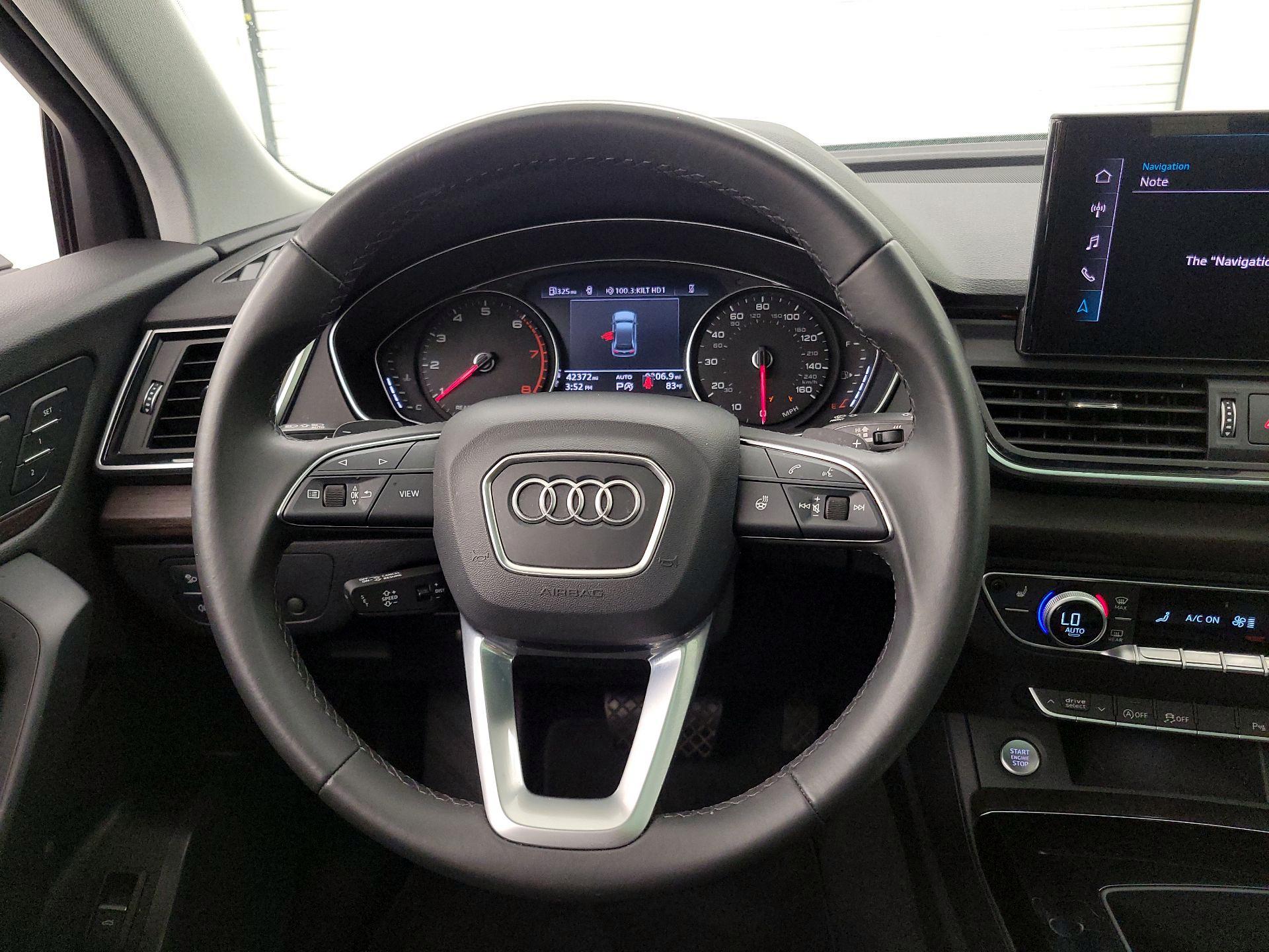 Thumbnail: 2023 Audi Q5 - 10