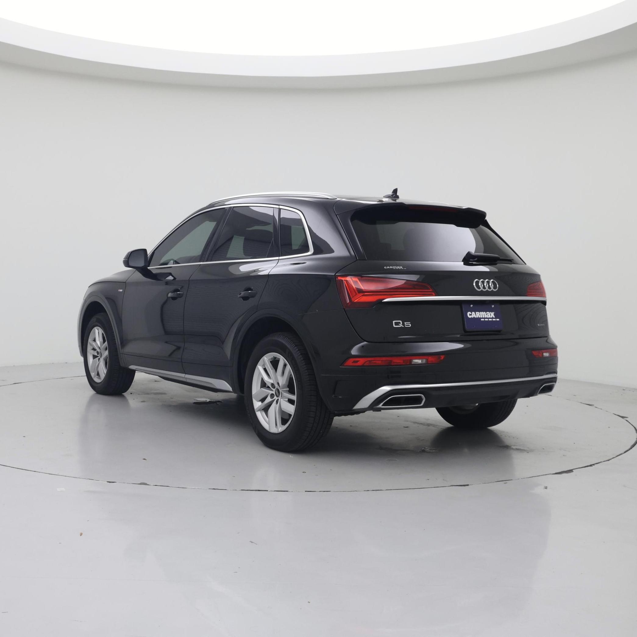 Thumbnail: 2023 Audi Q5 - 2