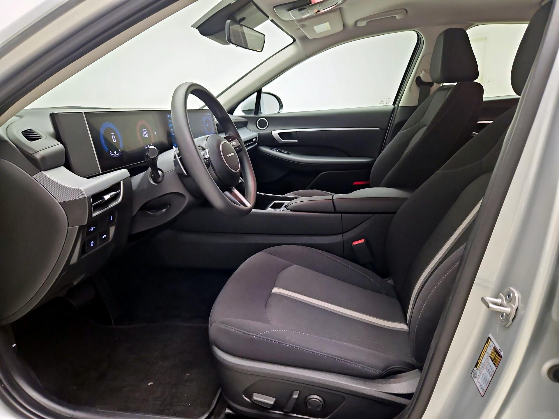 Thumbnail: 2025 Hyundai Sonata - 11