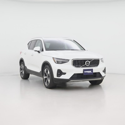 2024 Volvo XC40 B5 Plus Bright Theme