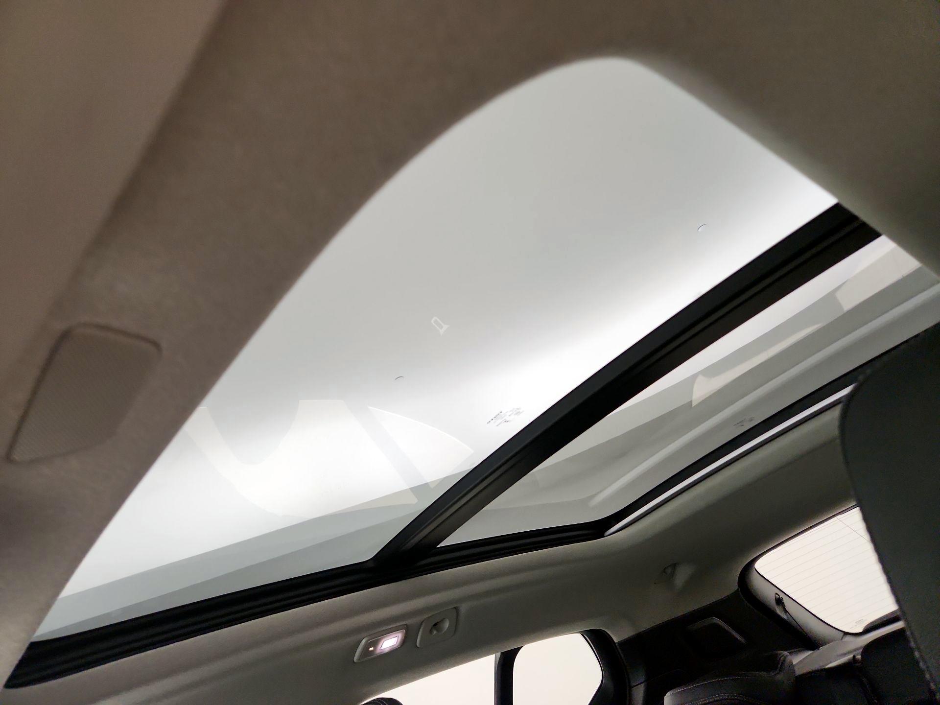 Thumbnail: 2024 Volvo XC40 - 20