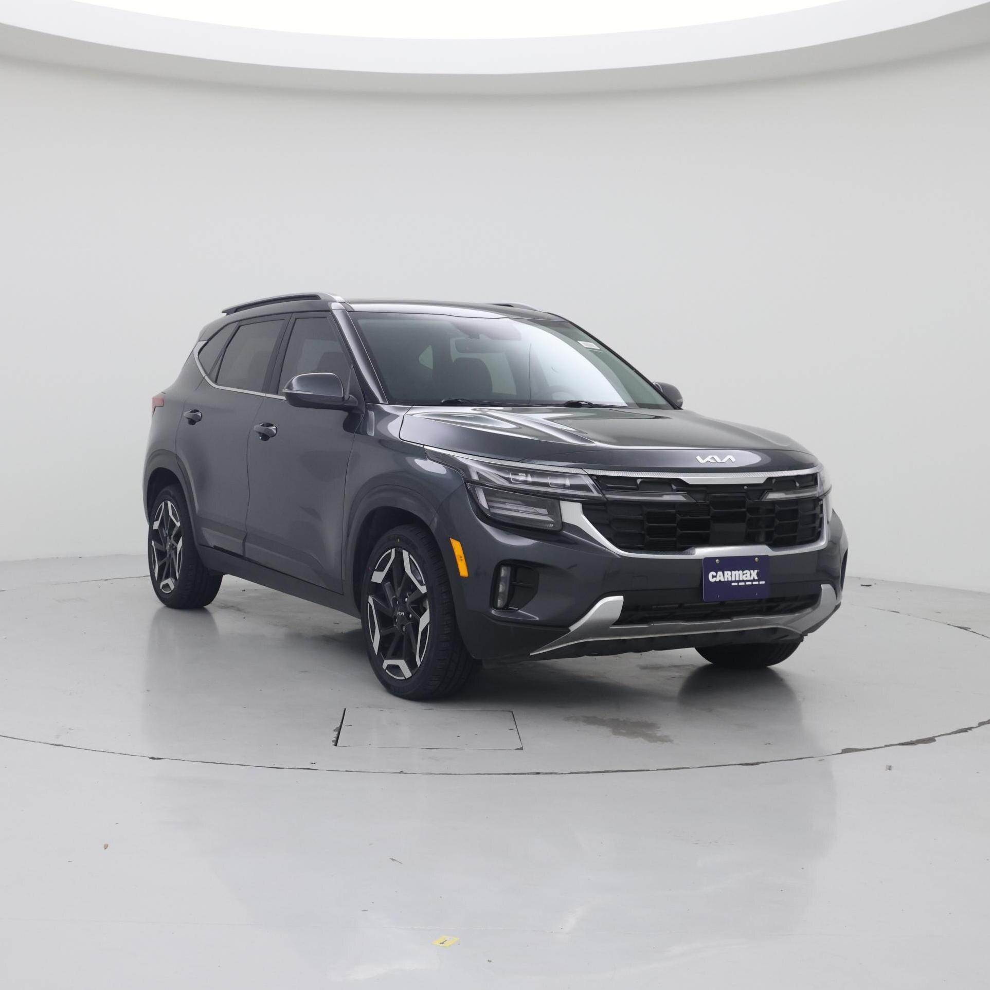 Gray 2024 Kia Seltos SX AWD SUV / Crossover All-Wheel Drive Automatic