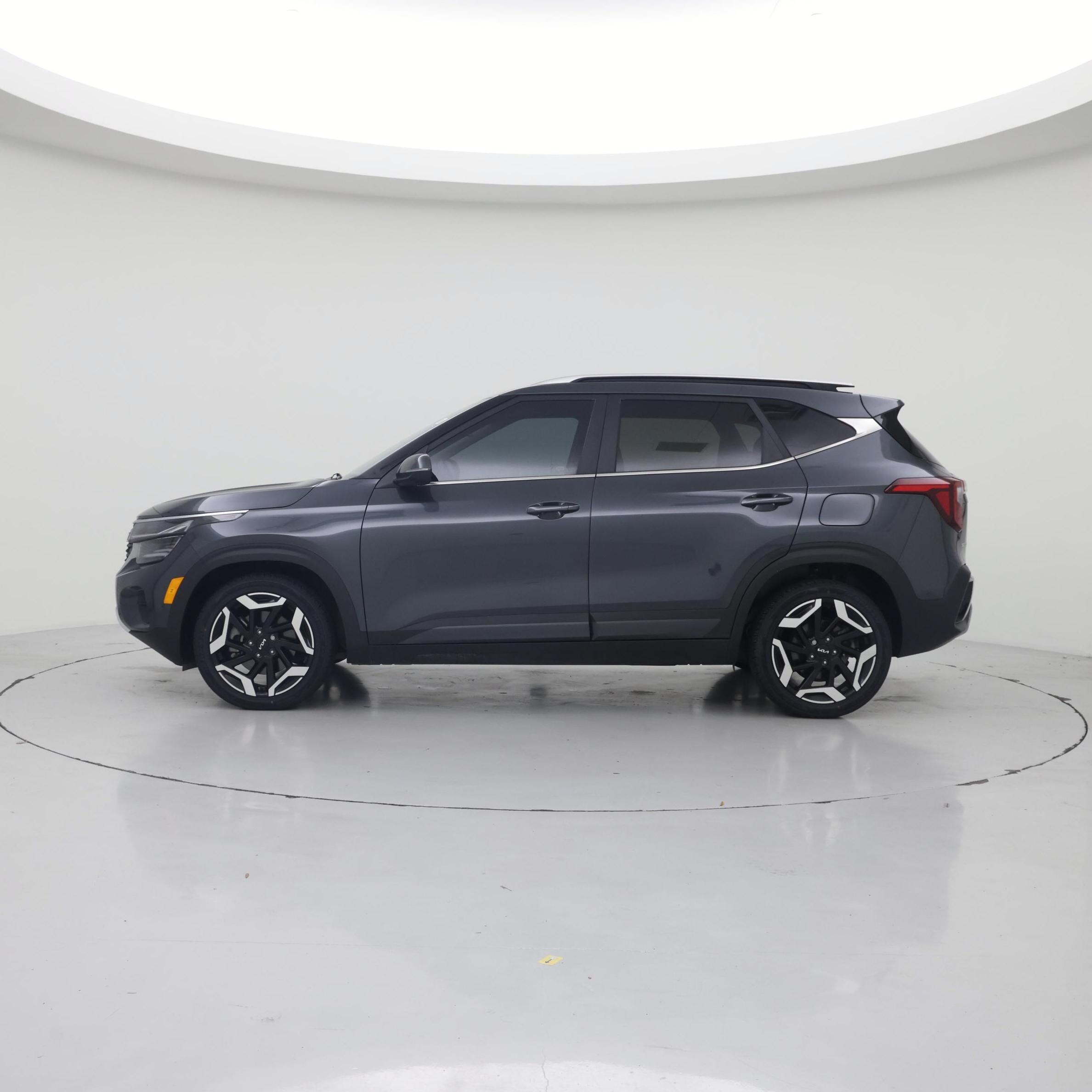 Thumbnail: 2024 Kia Seltos - 3