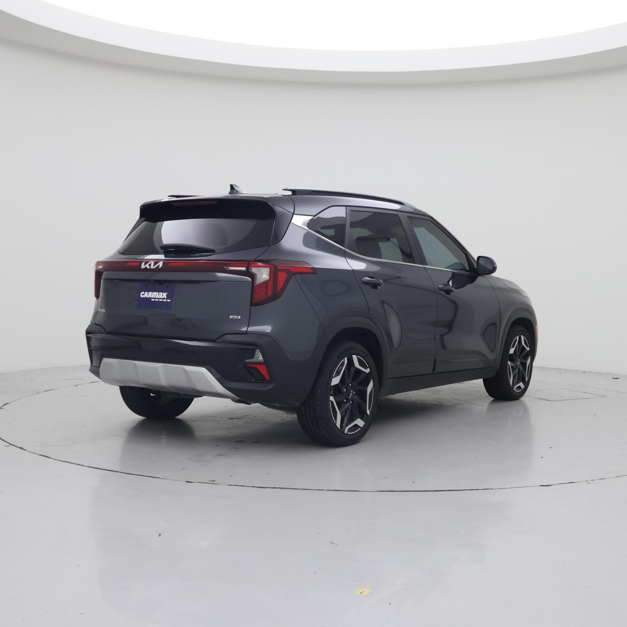 Thumbnail: 2024 Kia Seltos - 8