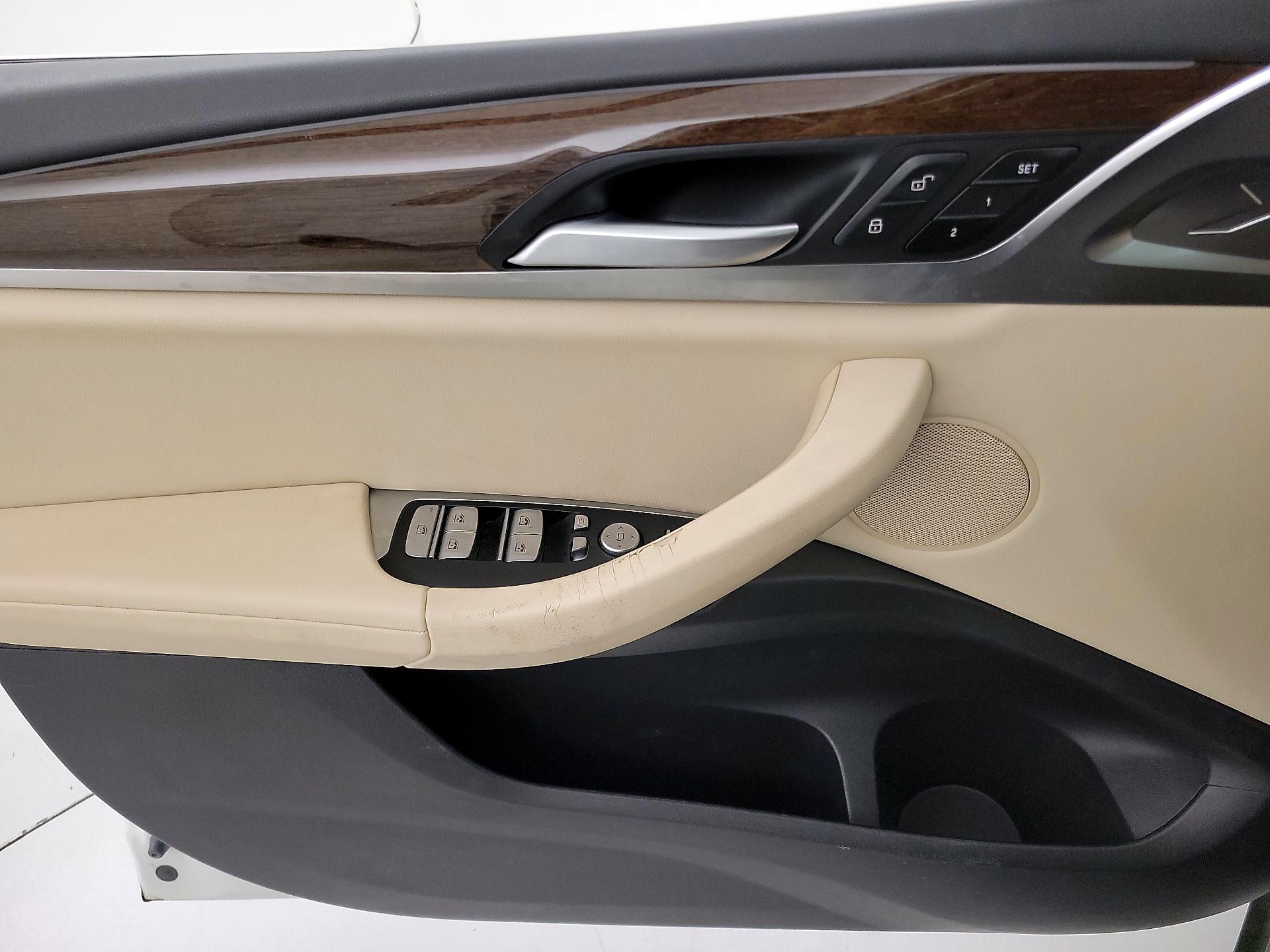Thumbnail: 2022 BMW X3 - 12