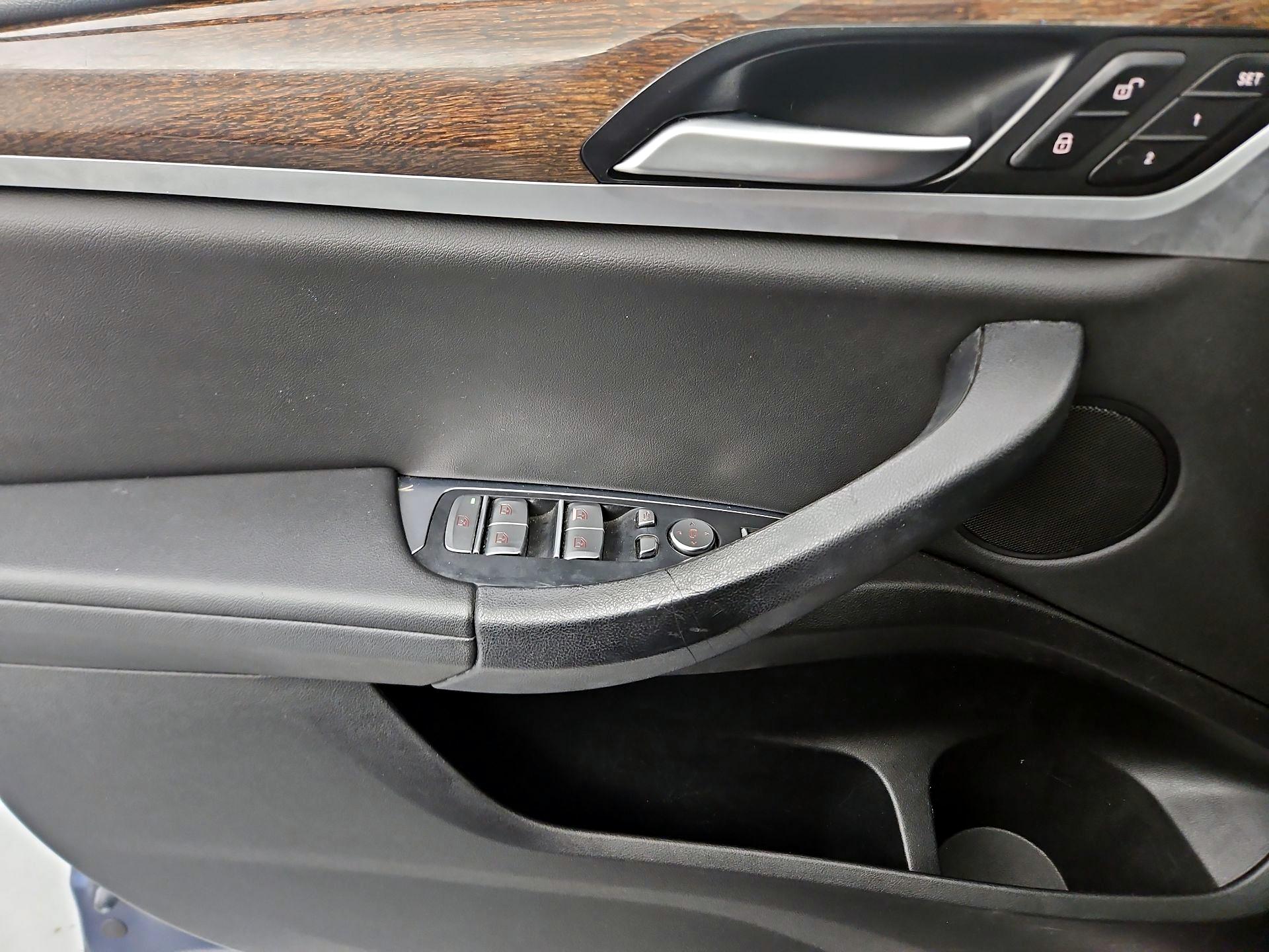 Thumbnail: 2021 BMW X3 - 12