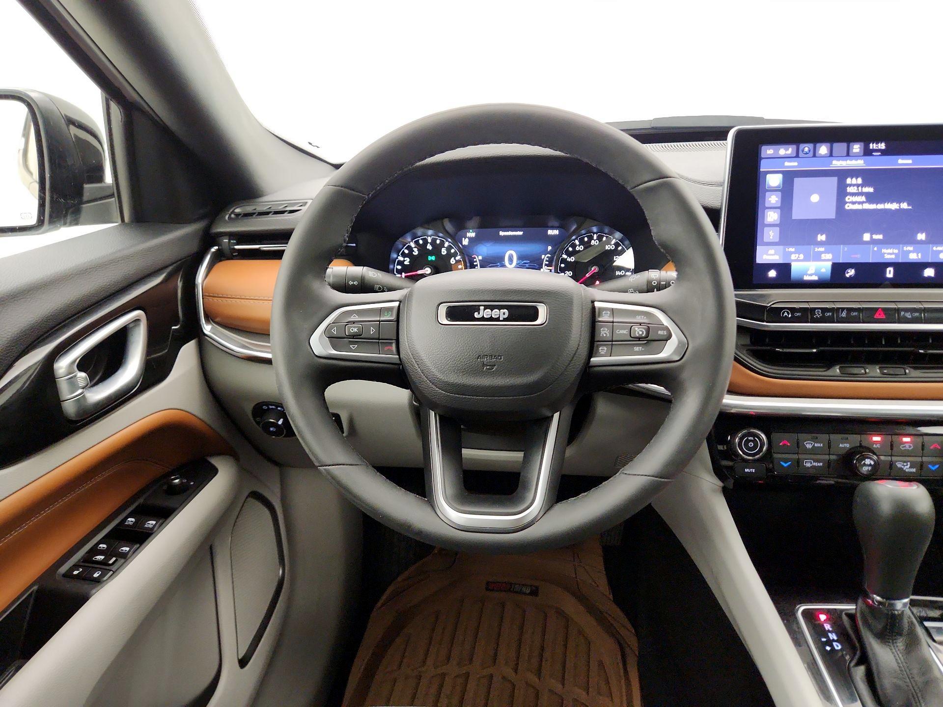 Thumbnail: 2023 Jeep Compass - 10