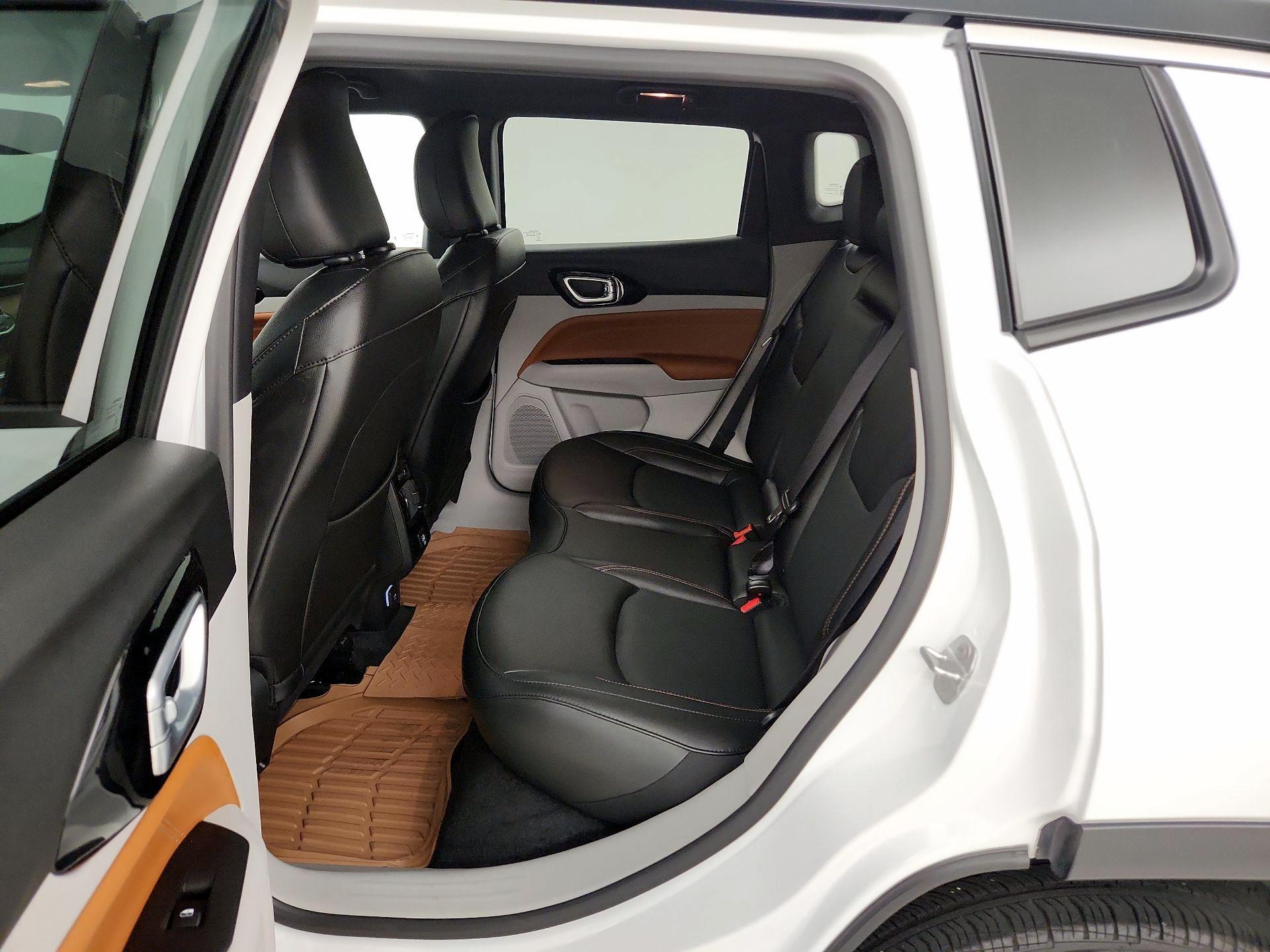 Thumbnail: 2023 Jeep Compass - 19