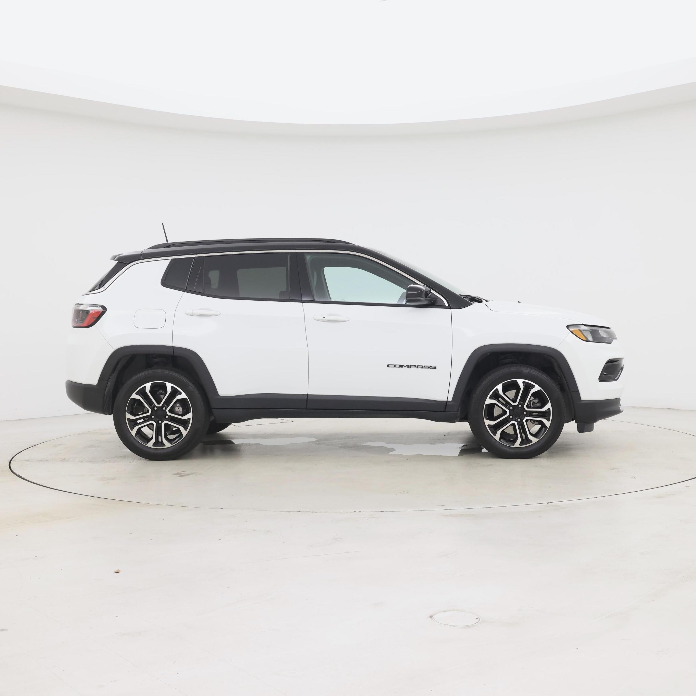 Thumbnail: 2023 Jeep Compass - 7