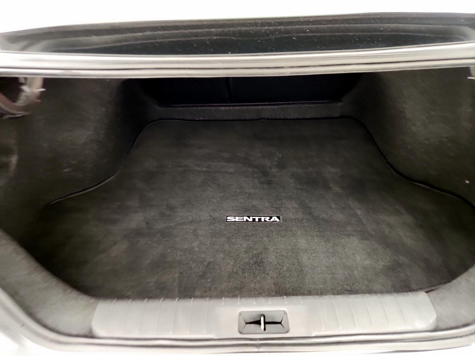 2024 Nissan Sentra SV - Photo 21