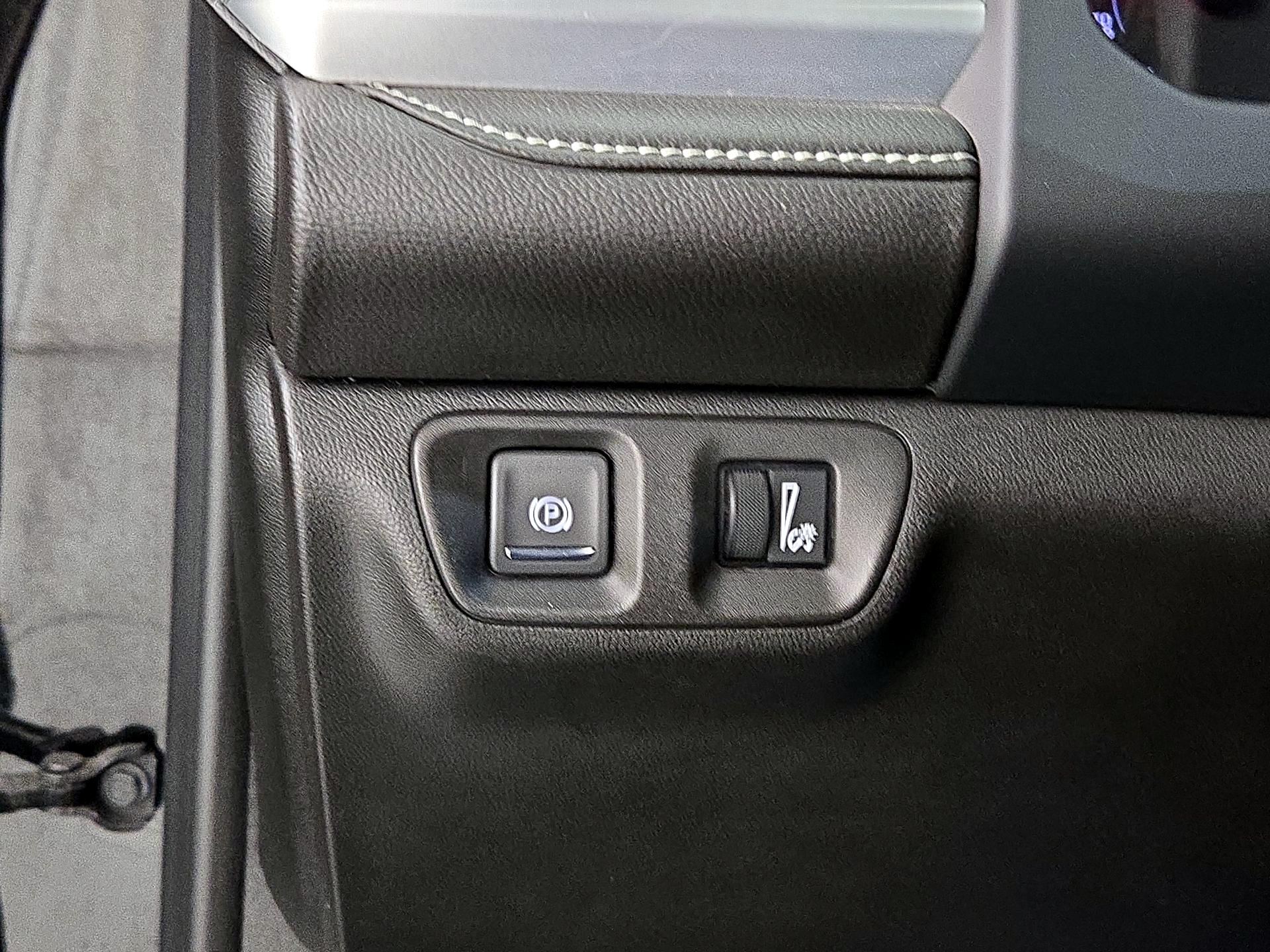 Thumbnail: 2023 GMC Acadia - 13