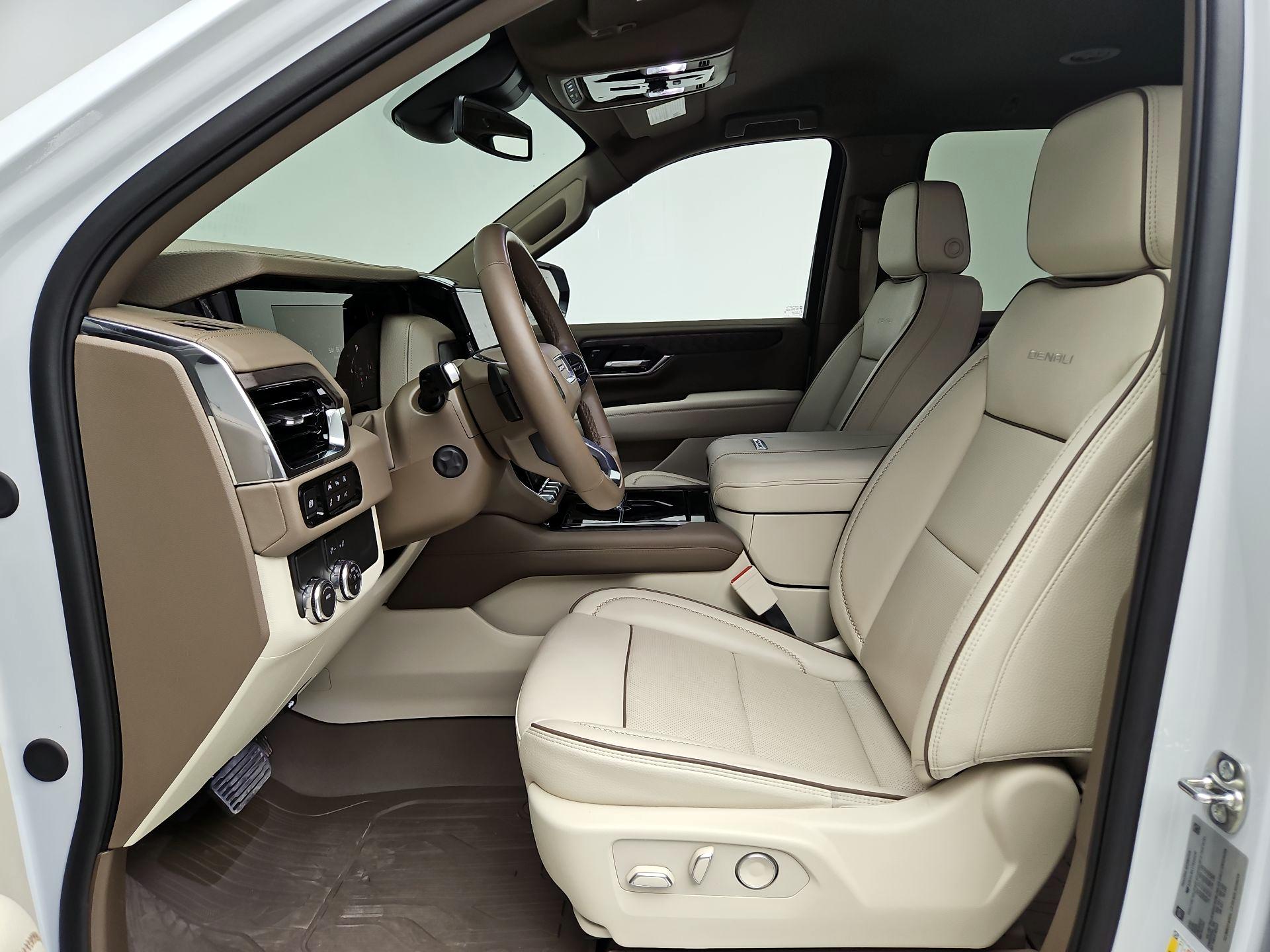 Thumbnail: 2026 GMC Yukon XL - 11