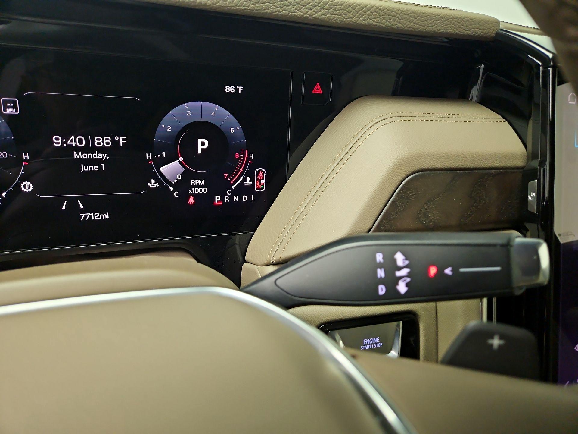 Thumbnail: 2026 GMC Yukon XL - 18