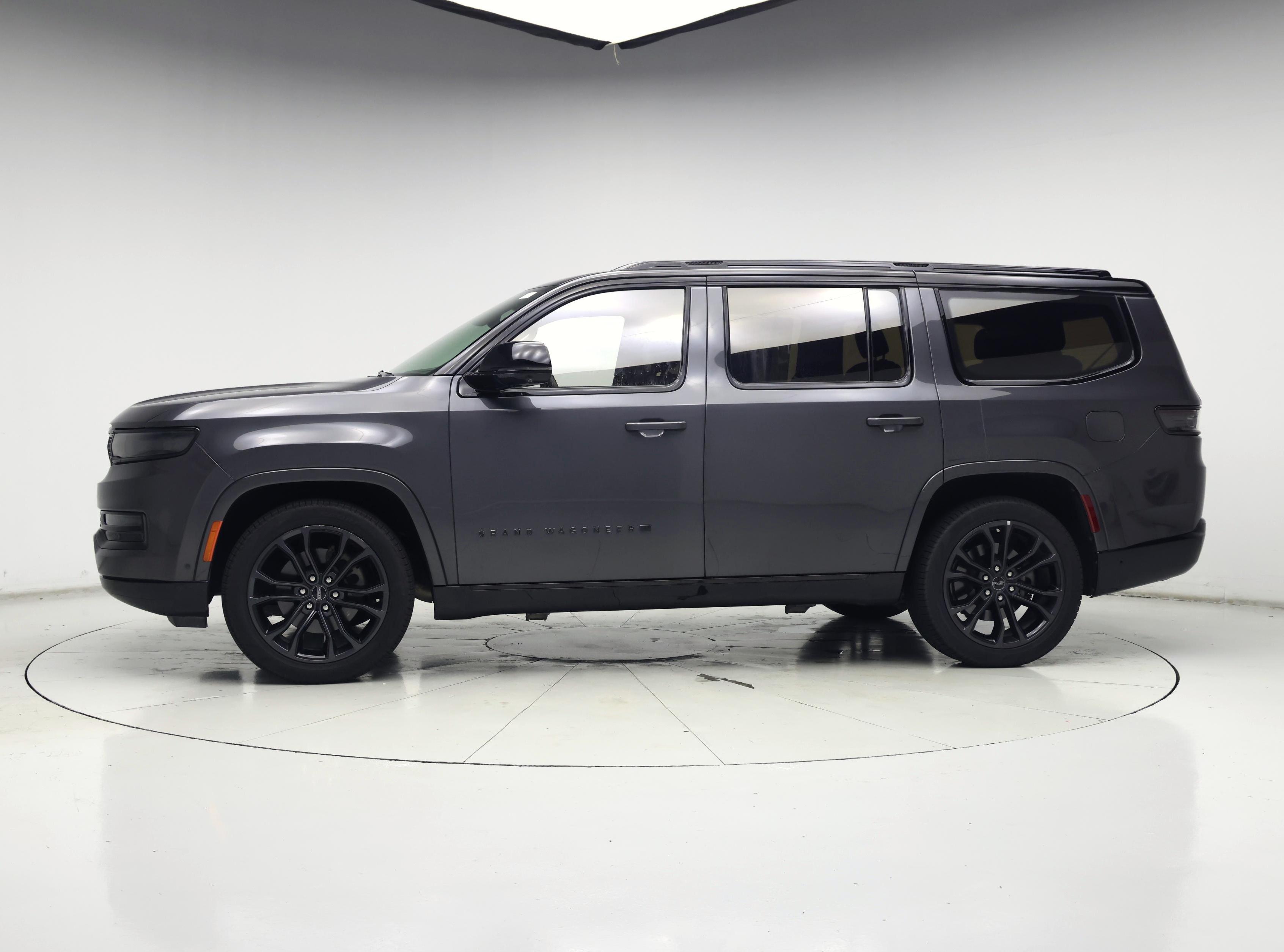 Thumbnail: 2023 Jeep Grand Wagoneer - 3