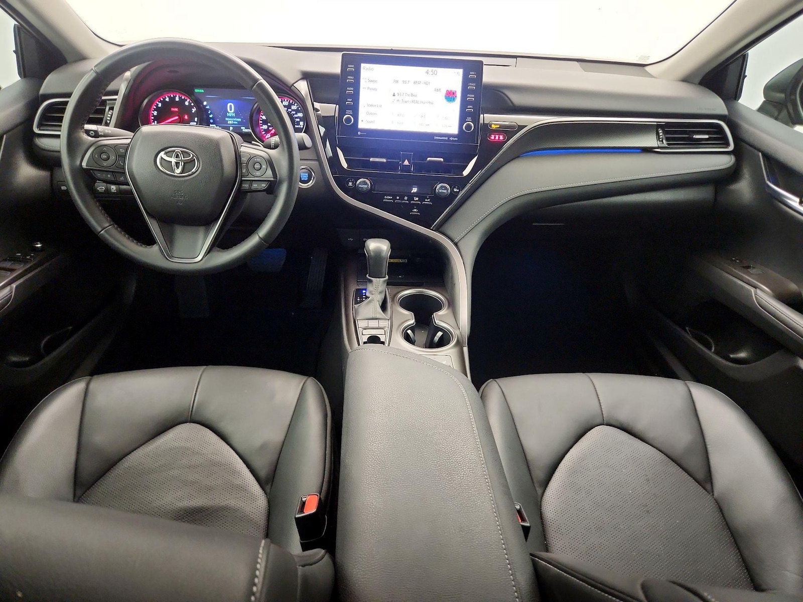 2023 Toyota Camry XSE - Photo 10