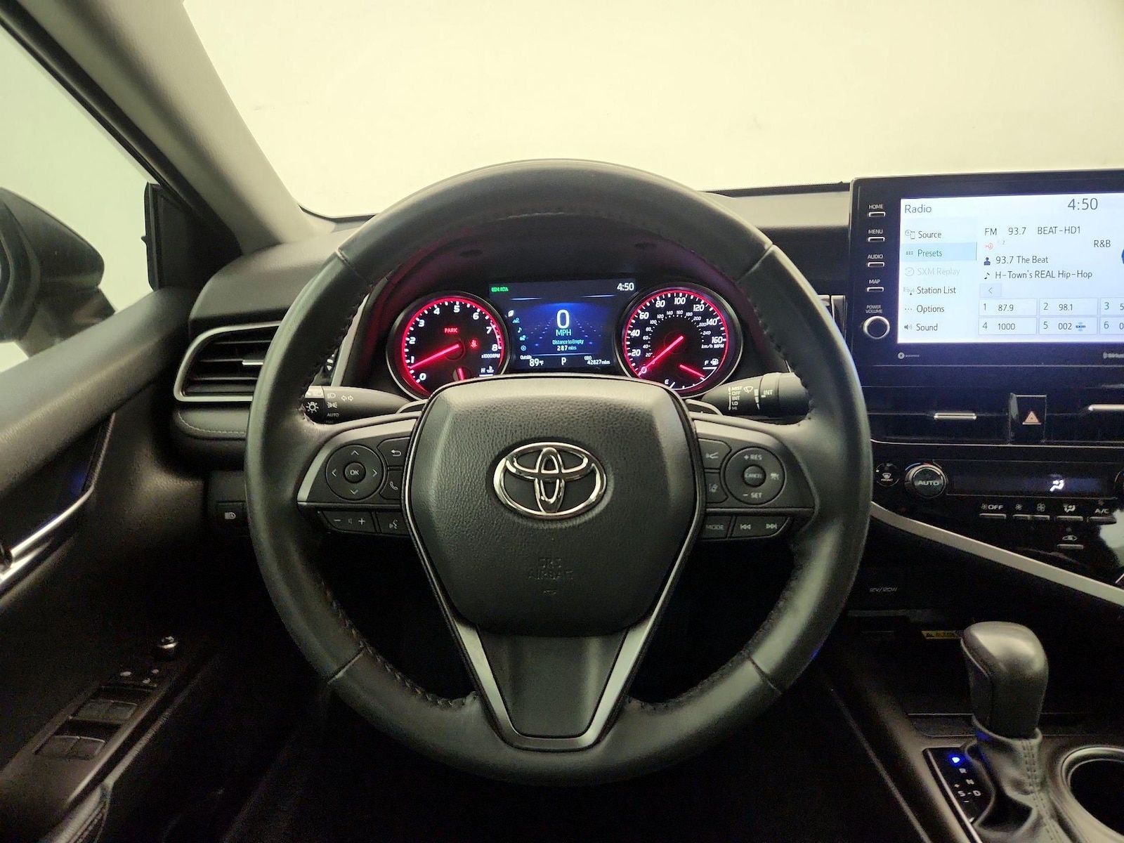 2023 Toyota Camry XSE - Photo 11