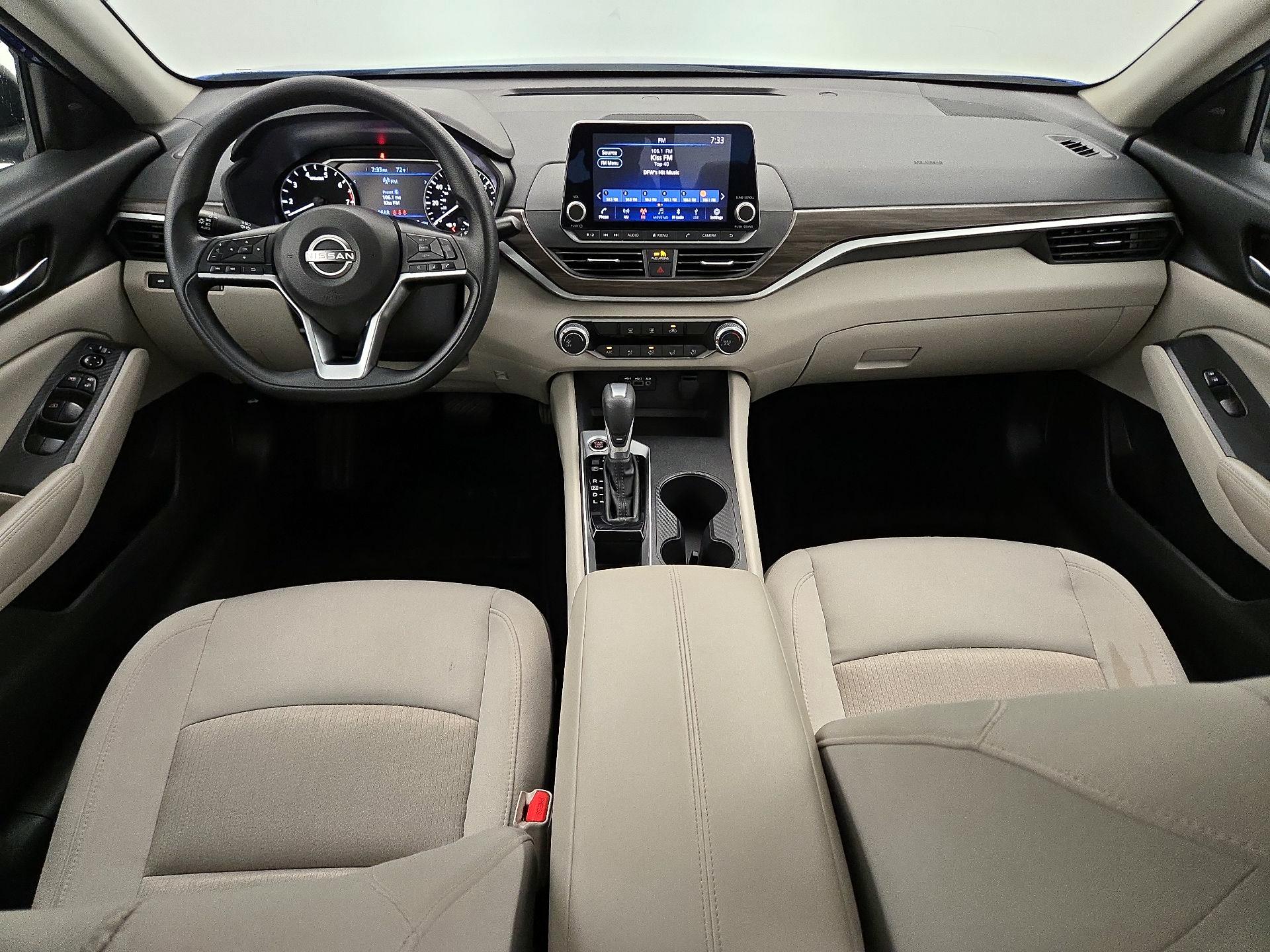 Thumbnail: 2025 Nissan Altima - 9