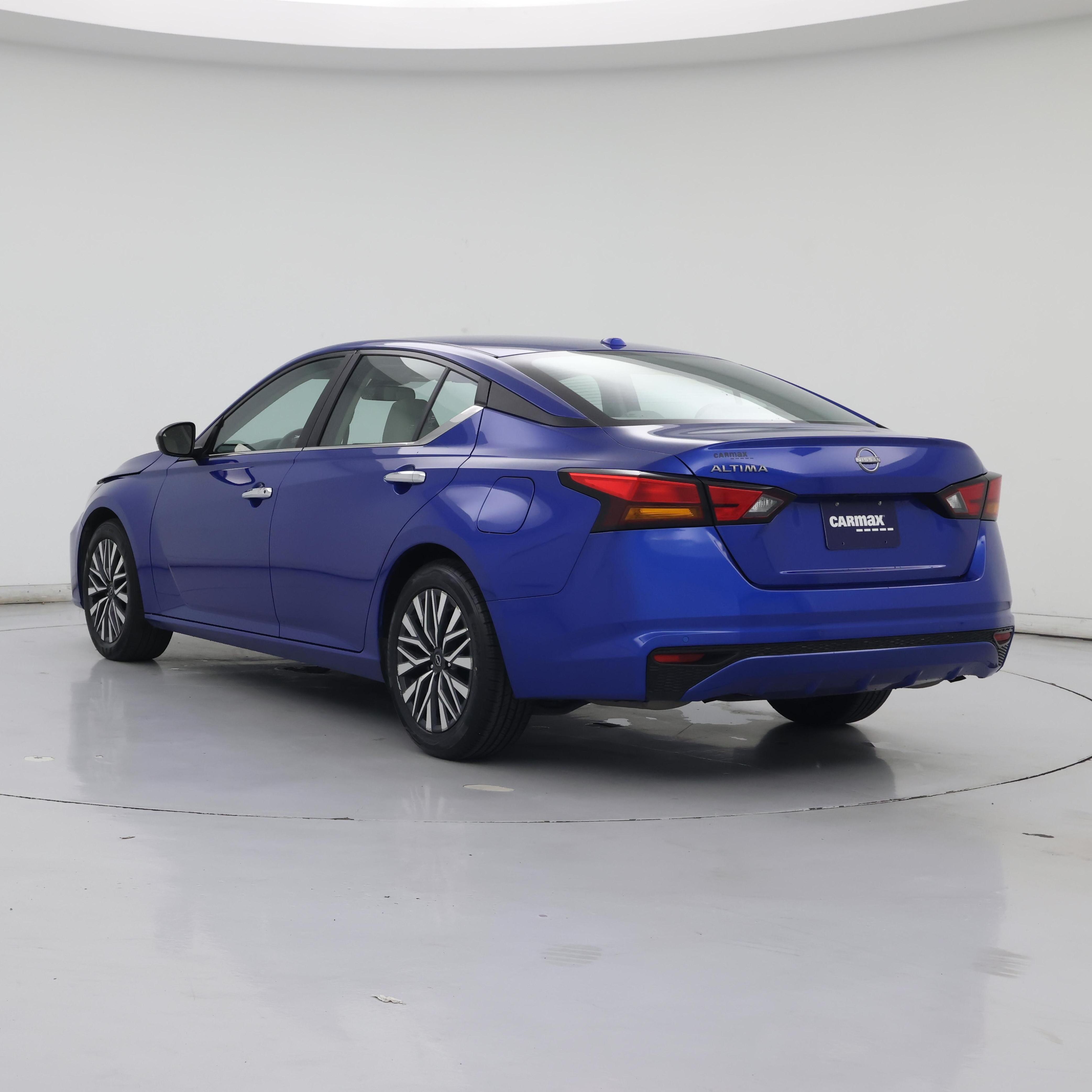 Thumbnail: 2025 Nissan Altima - 2