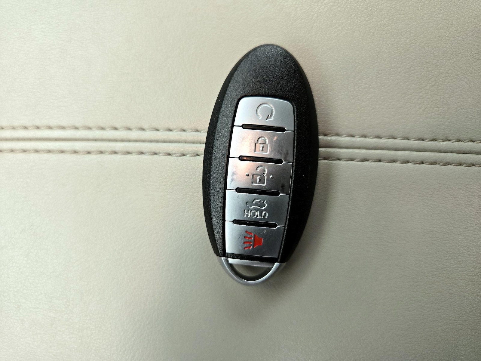 2025 Nissan Altima SV - Photo 23