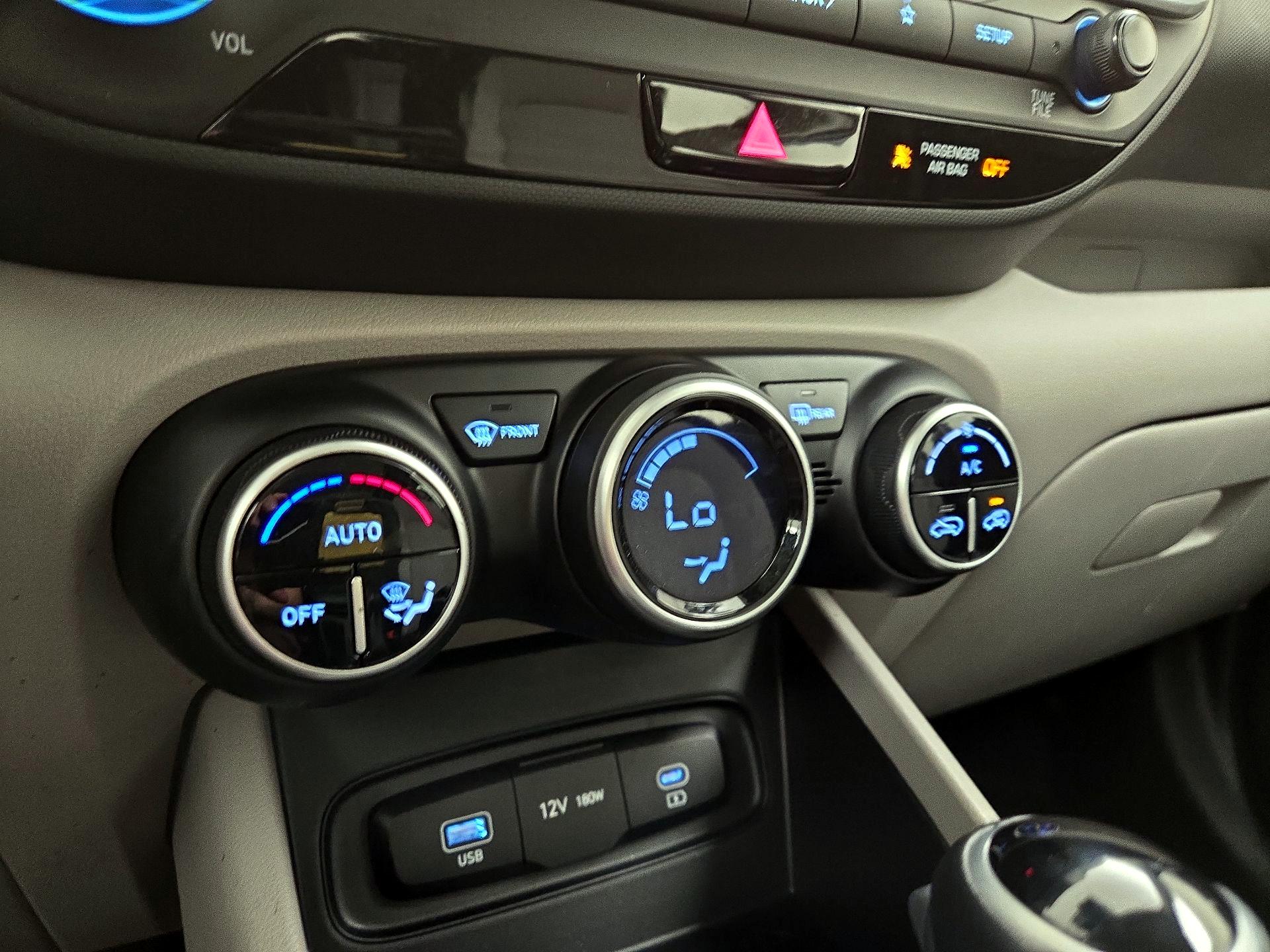 Thumbnail: 2025 Hyundai Venue - 16