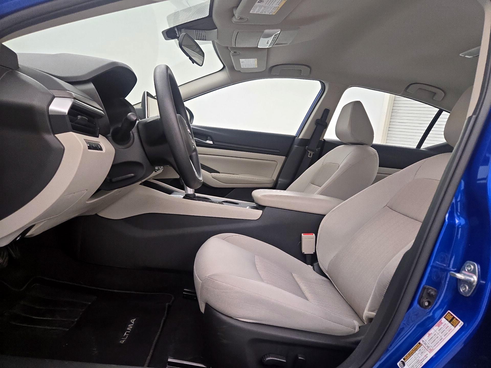 Thumbnail: 2025 Nissan Altima - 11