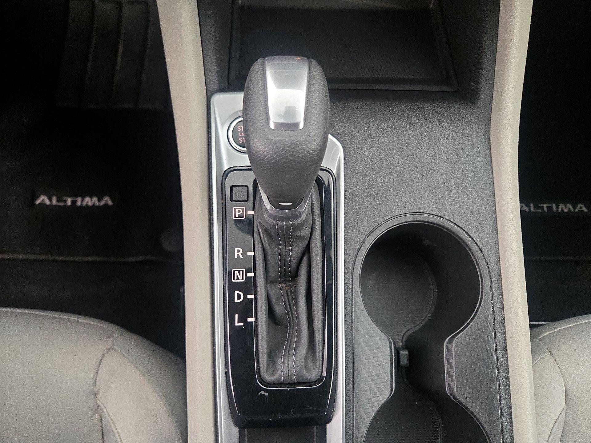 Thumbnail: 2025 Nissan Altima - 17