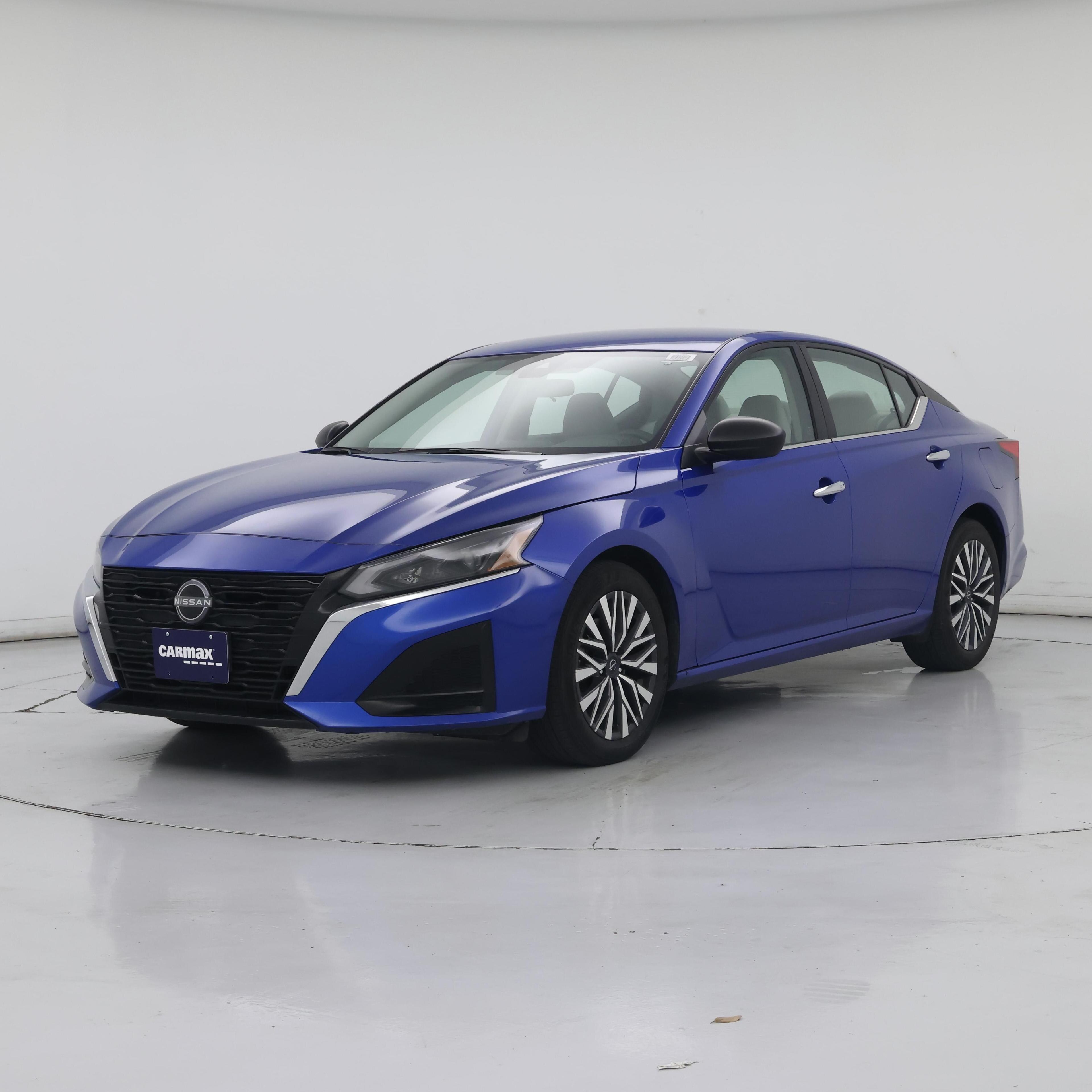 Thumbnail: 2025 Nissan Altima - 4
