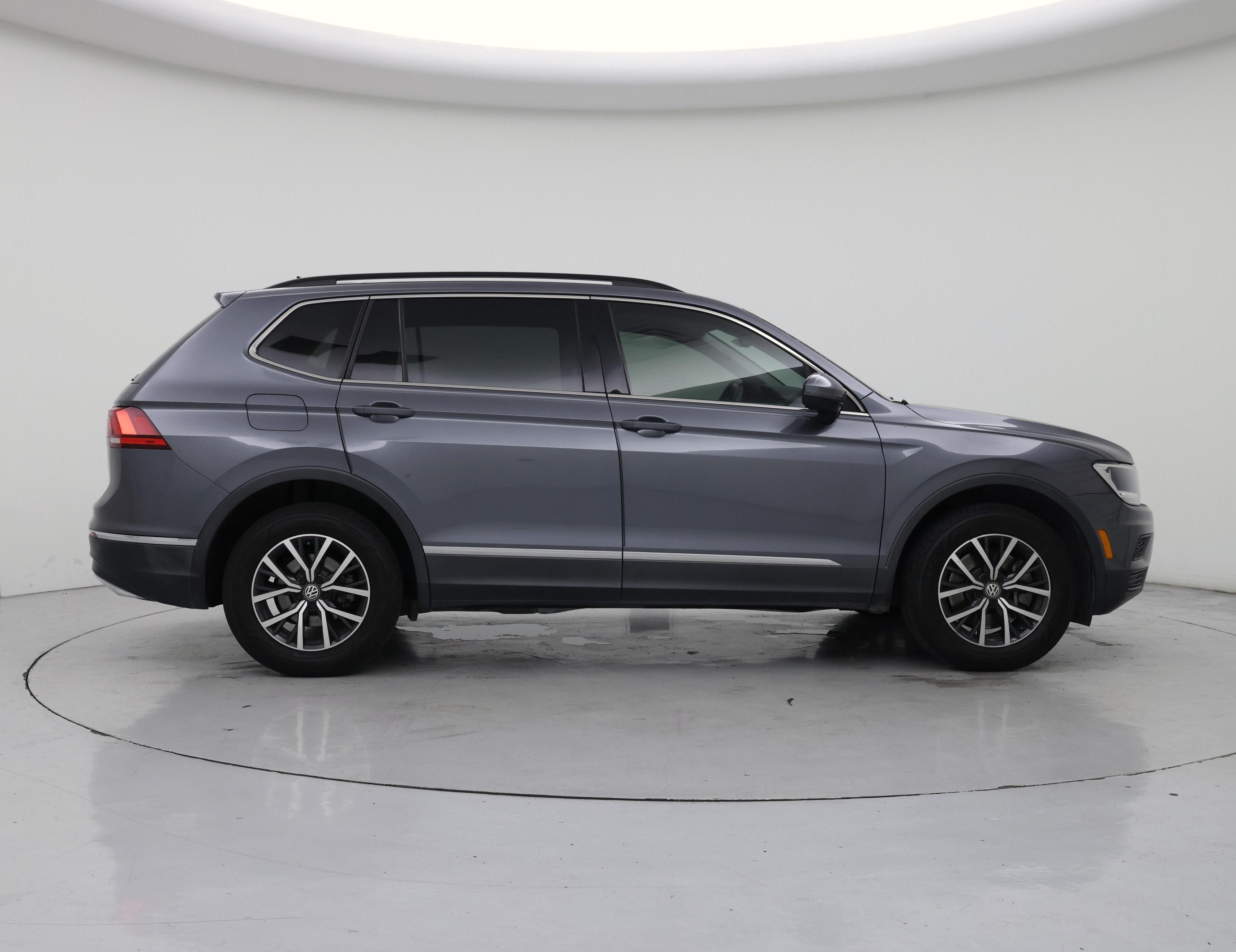 Thumbnail: 2020 Volkswagen Tiguan - 7