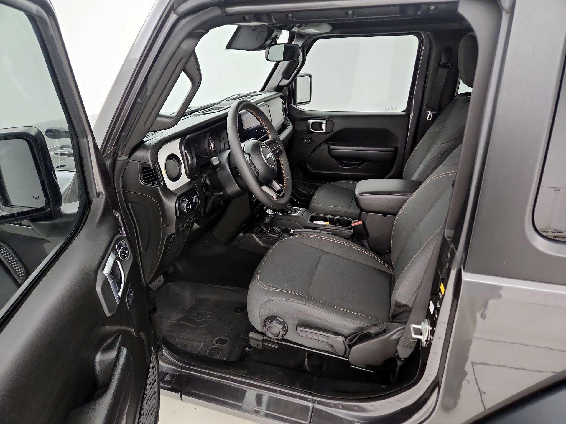 Thumbnail: 2024 Jeep Wrangler - 9