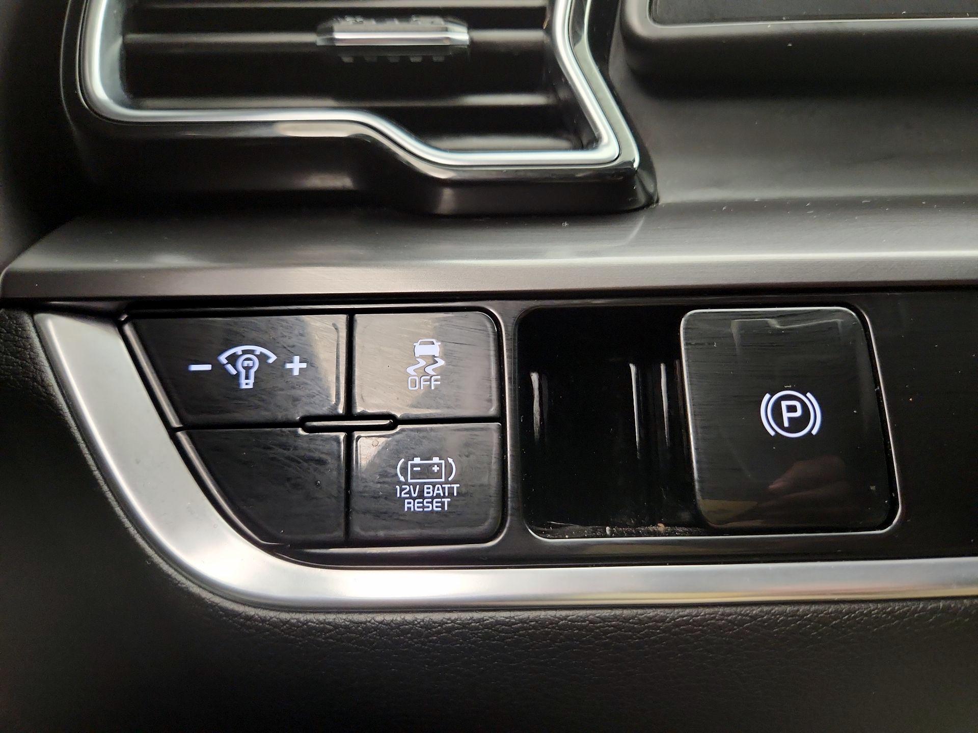 Thumbnail: 2024 Kia Sportage - 13