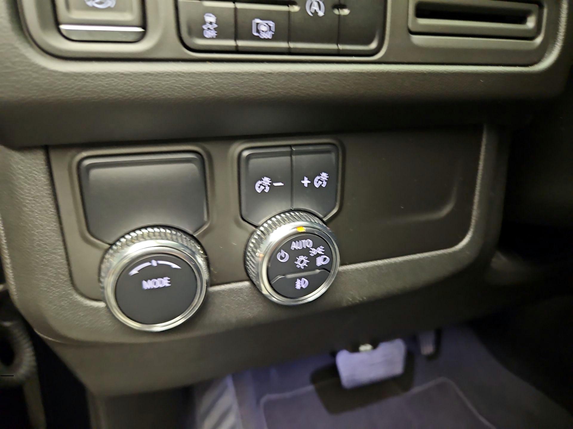 Thumbnail: 2024 GMC Yukon - 13