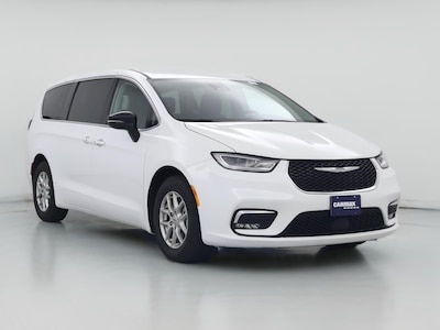 2024 Chrysler Pacifica Touring