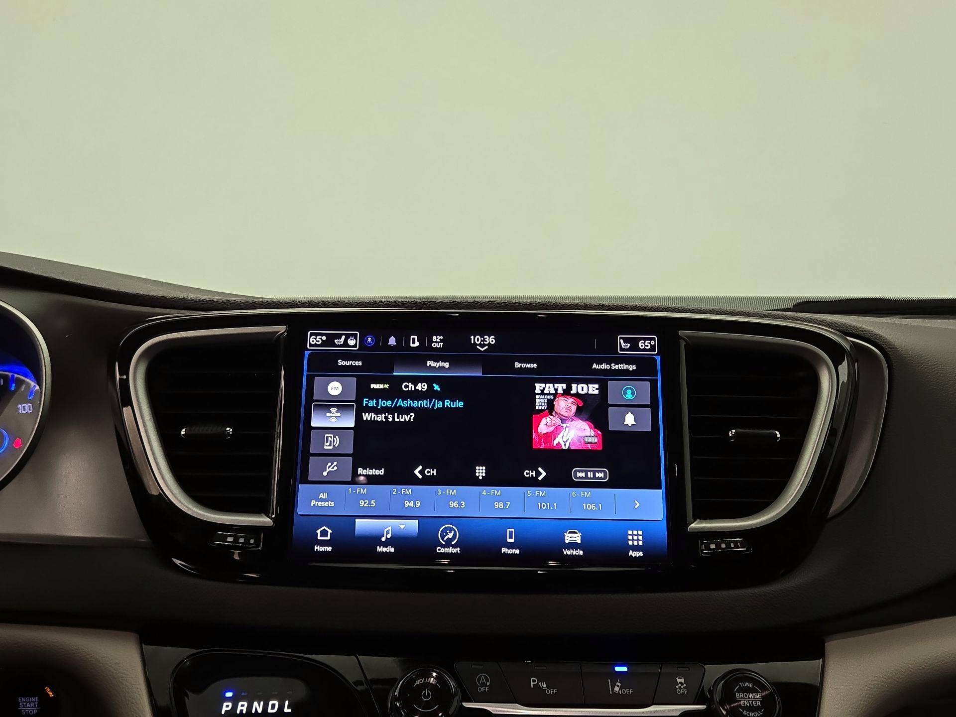 Thumbnail: 2024 Chrysler Pacifica - 15