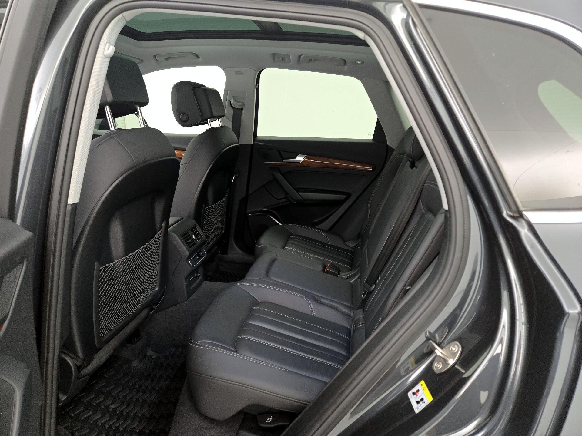 Thumbnail: 2023 Audi Q5 - 20