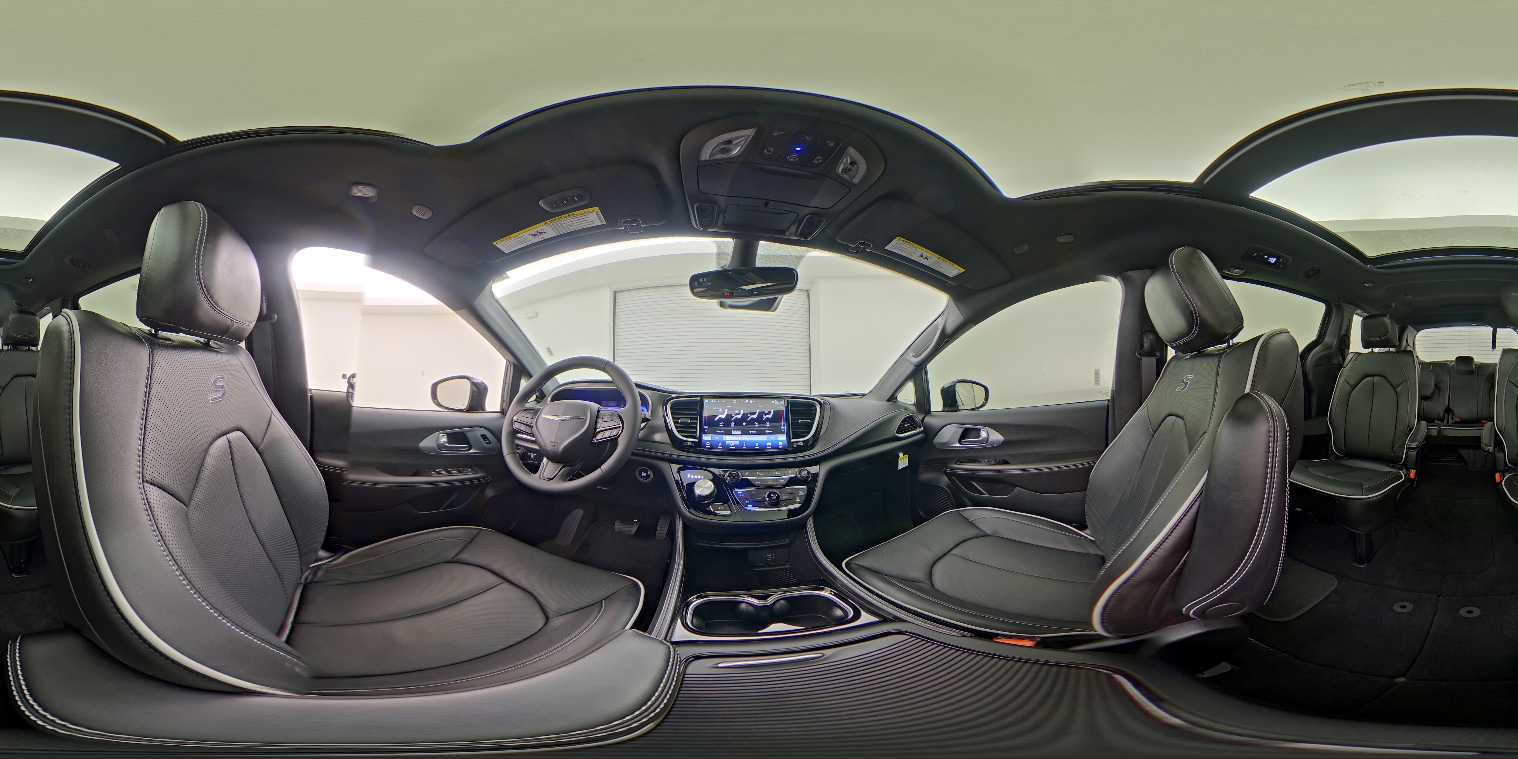 2026 Chrysler Pacifica Limited - Photo 28