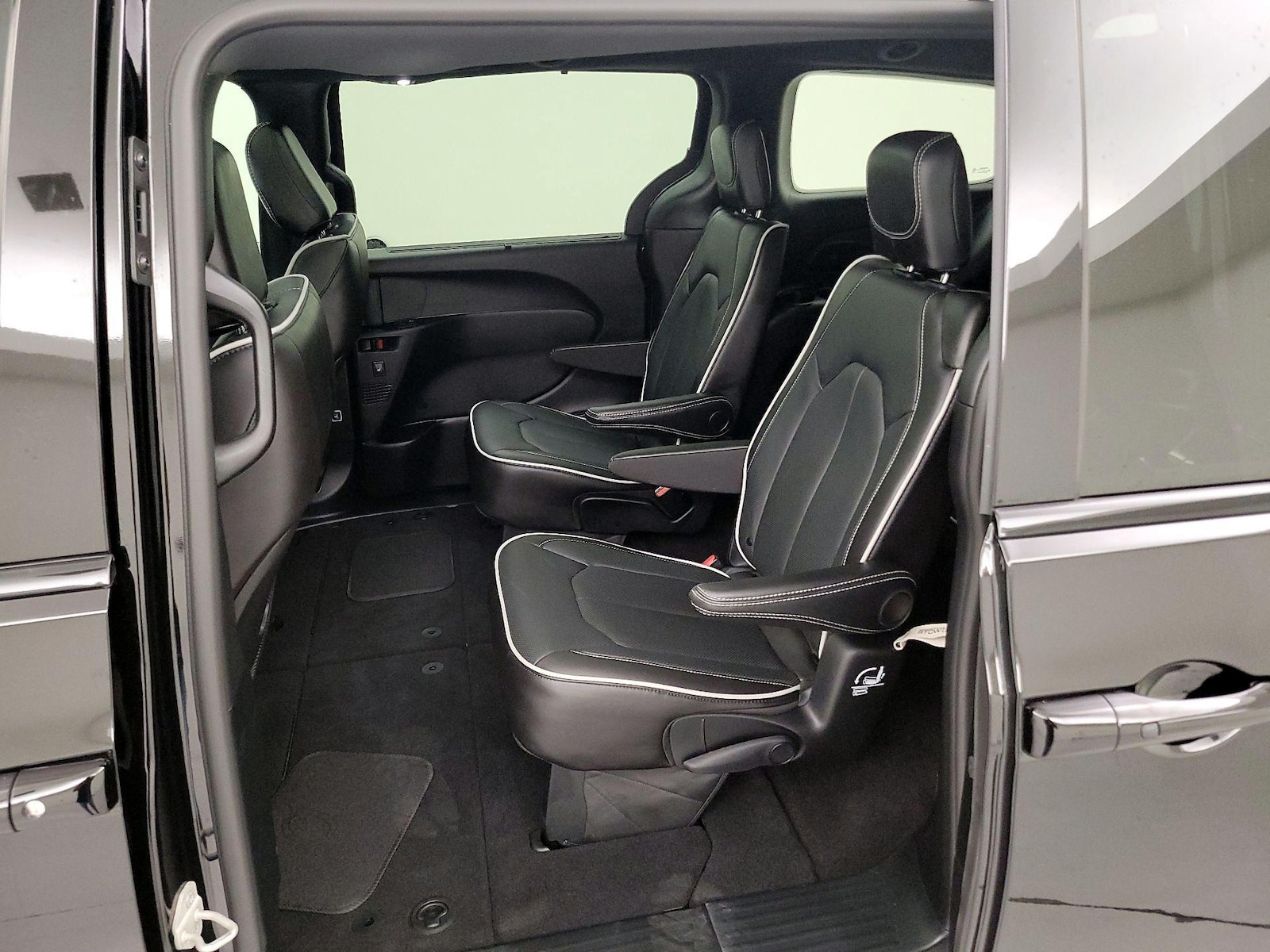 2026 Chrysler Pacifica Limited - Photo 22