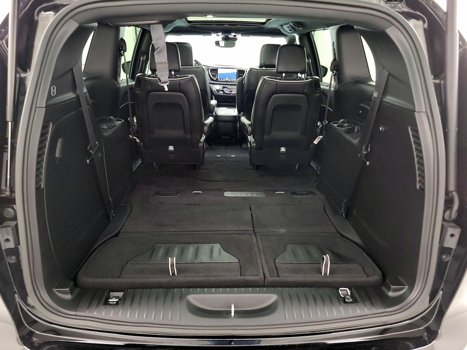 2026 Chrysler Pacifica Limited - Photo 25