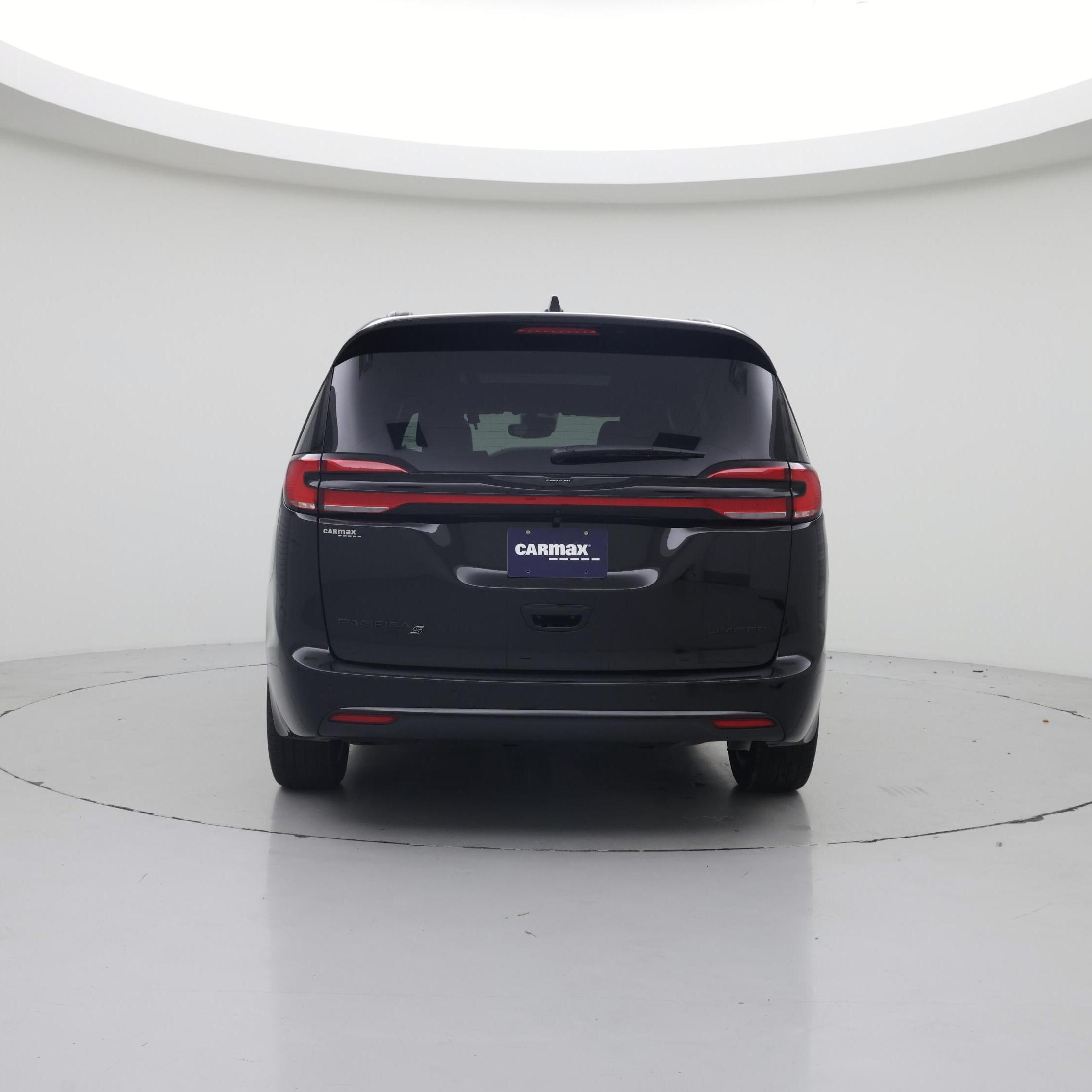 Thumbnail: 2026 Chrysler Pacifica - 6