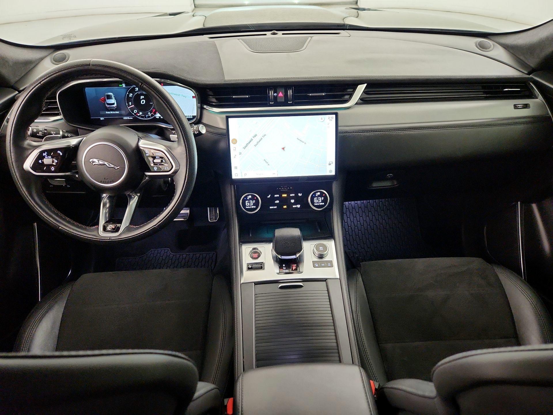 Thumbnail: 2023 Jaguar F-Pace - 9
