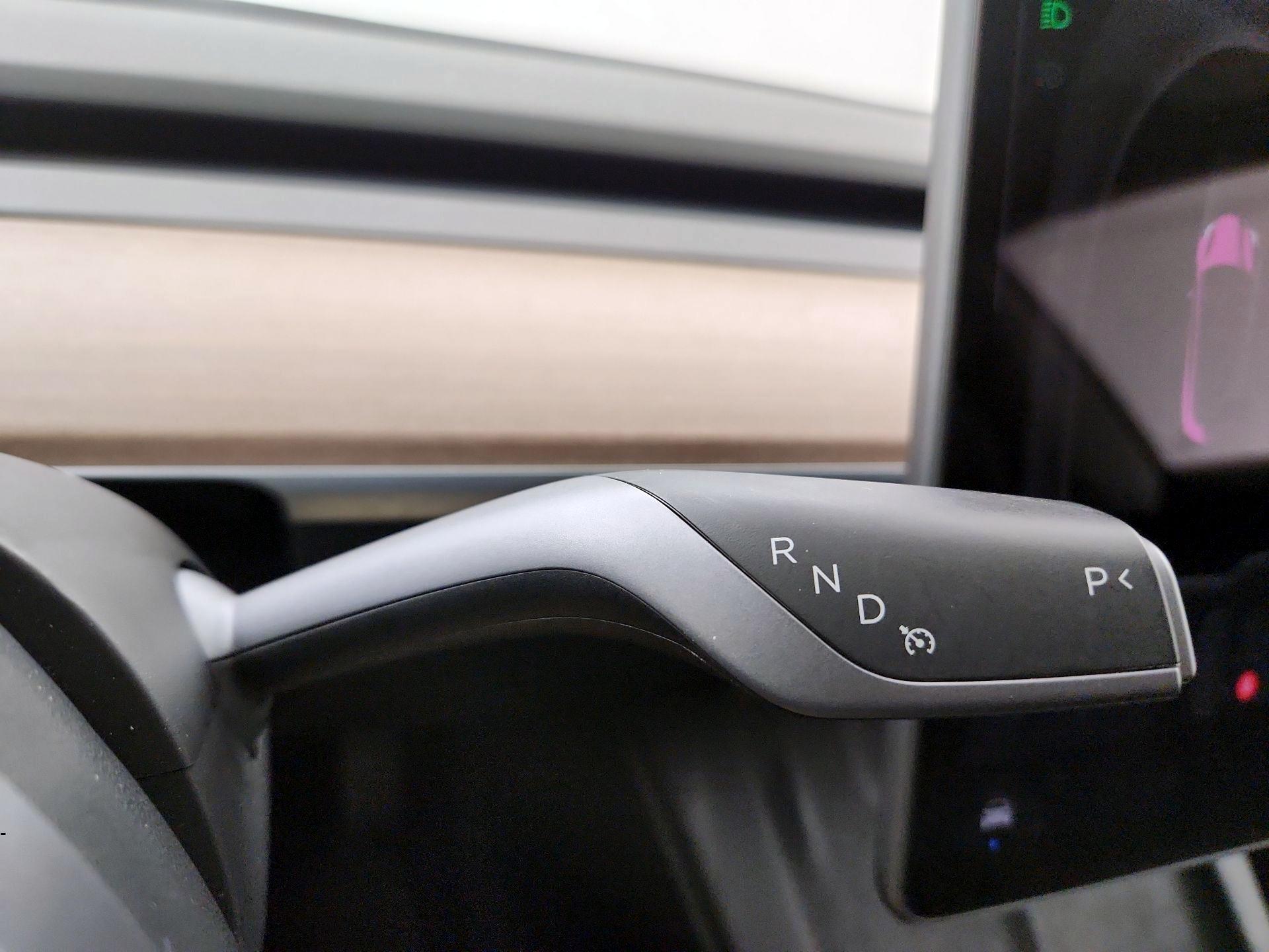 Thumbnail: 2023 Tesla Model 3 - 15