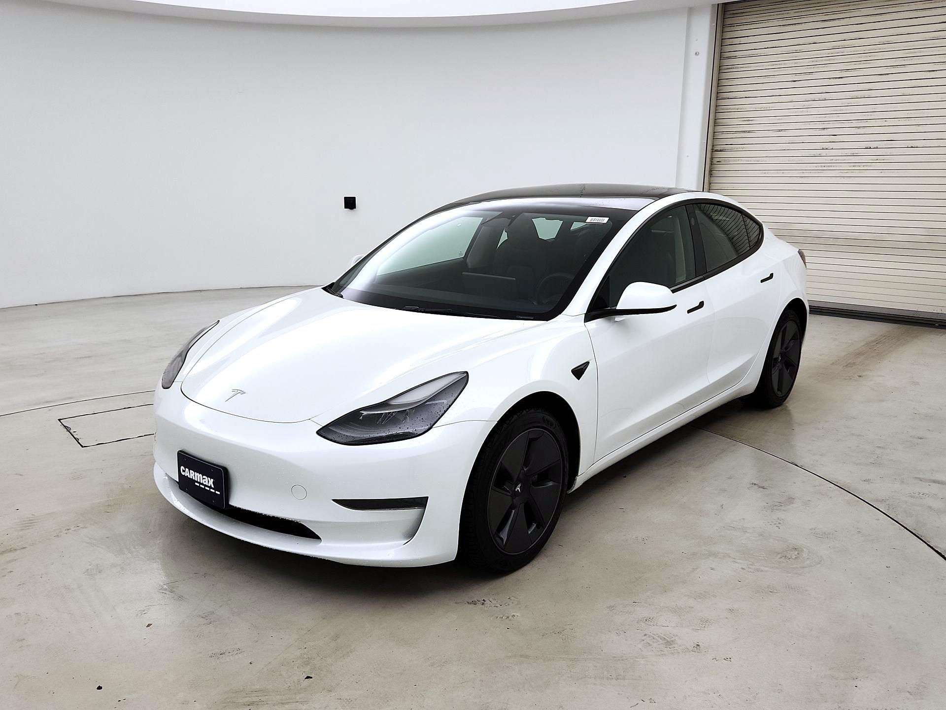 Thumbnail: 2023 Tesla Model 3 - 3