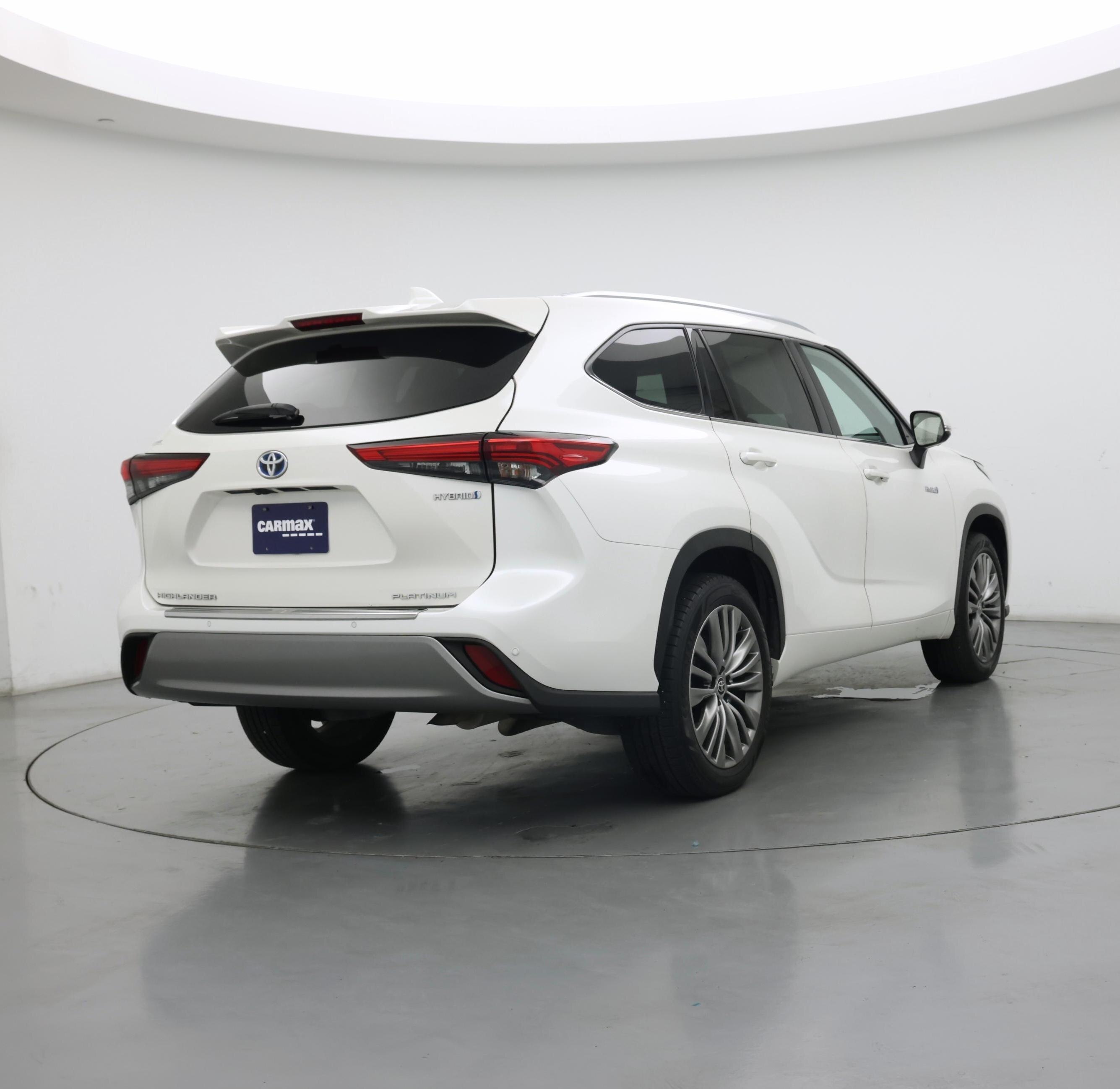 Thumbnail: 2021 Toyota Highlander - 8