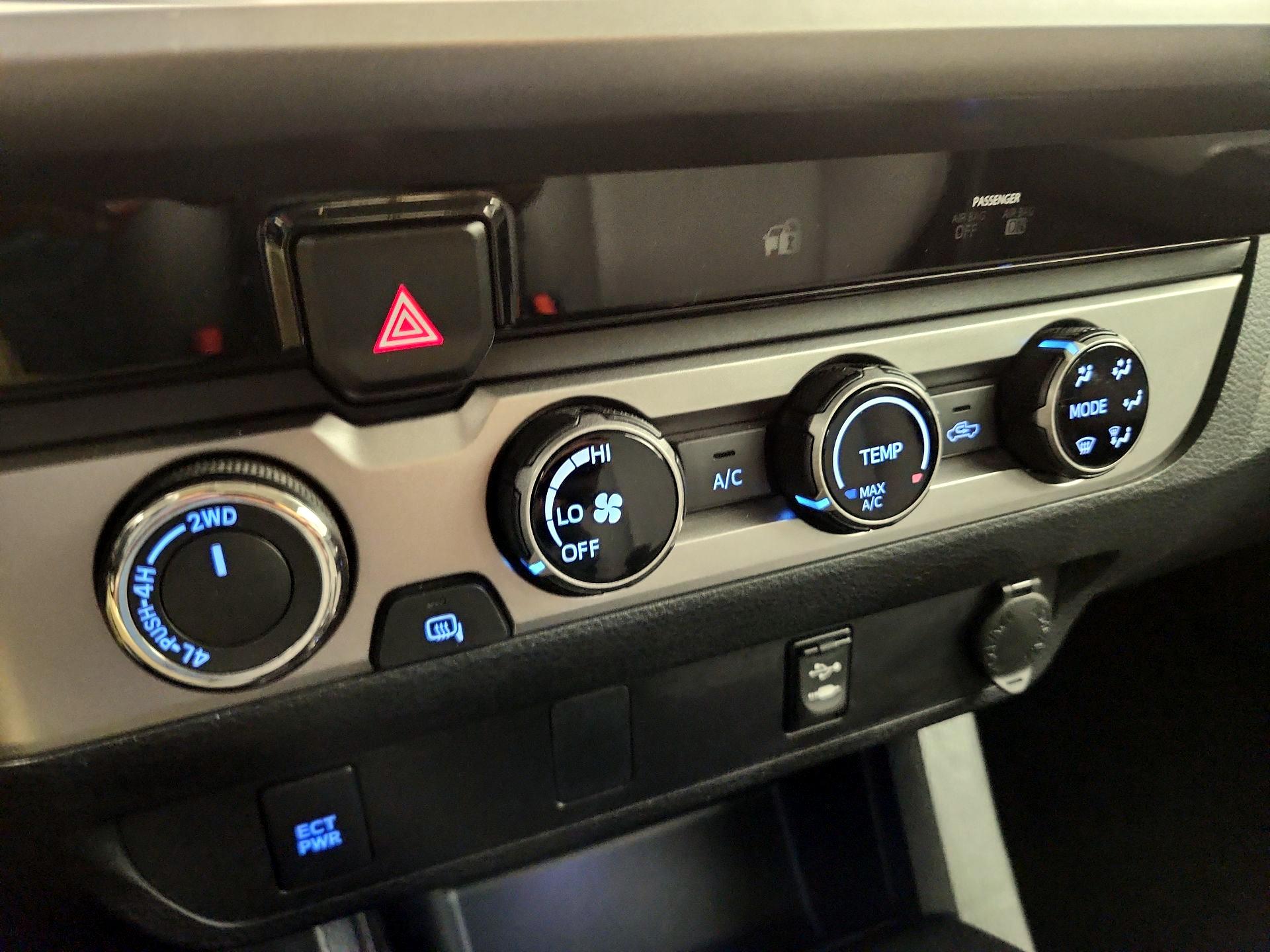 Thumbnail: 2017 Toyota Tacoma - 14