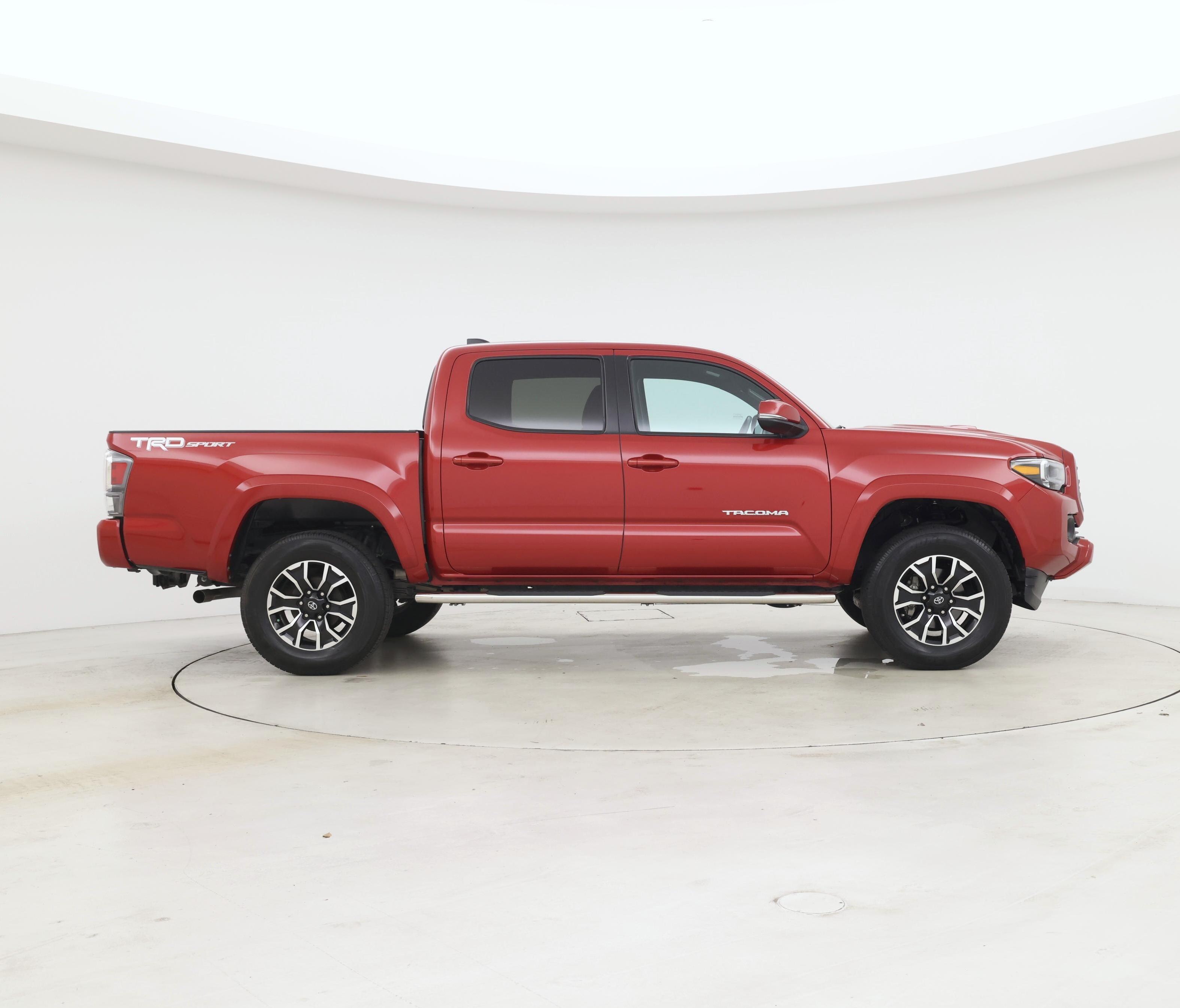 Thumbnail: 2021 Toyota Tacoma - 7