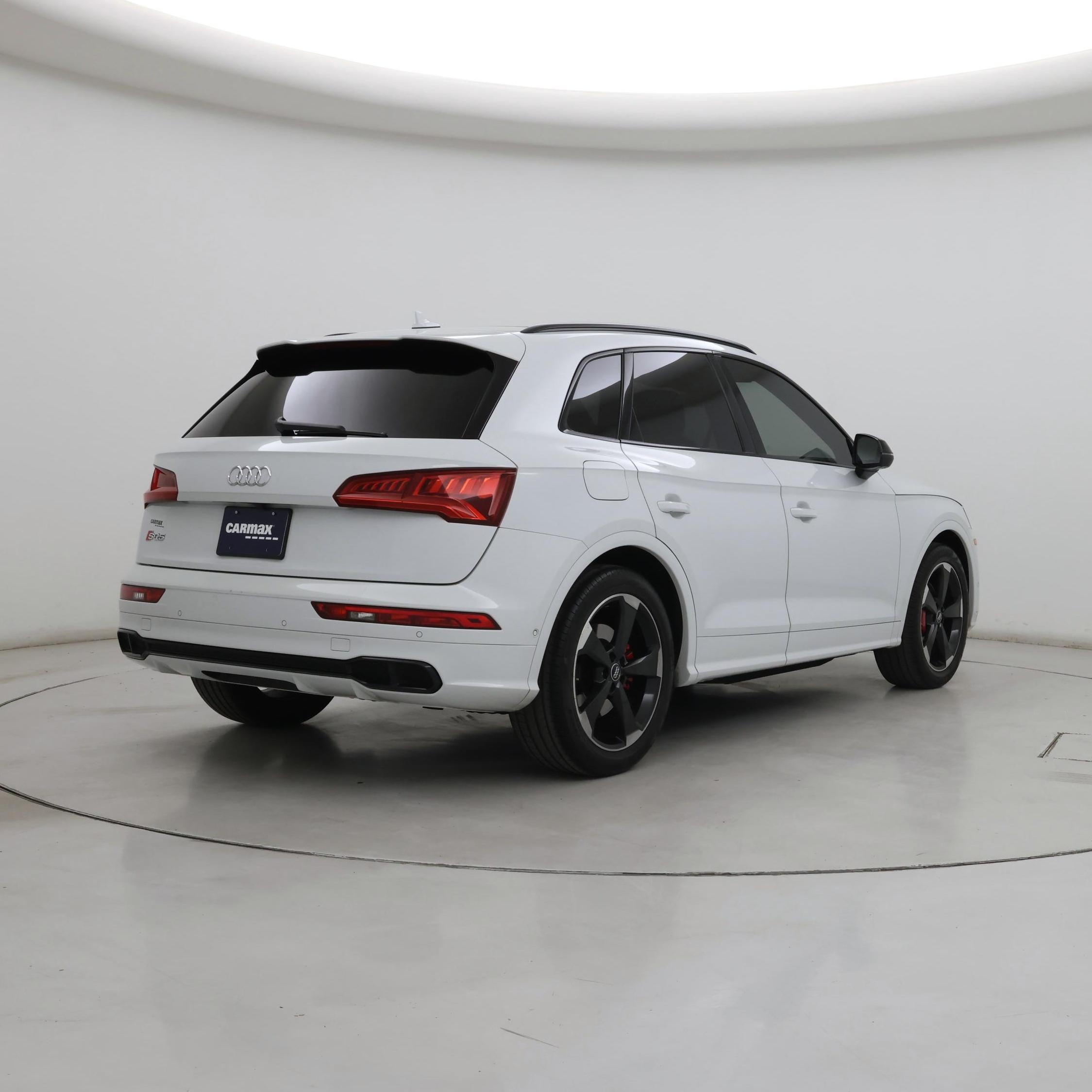 Thumbnail: 2019 Audi SQ5 - 8