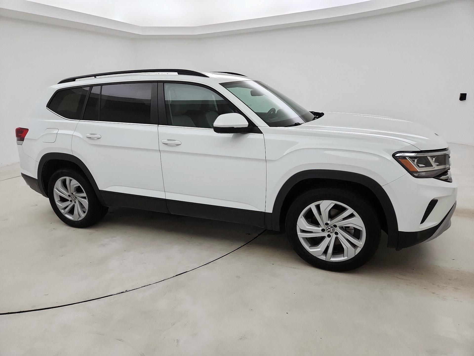 Thumbnail: 2023 Volkswagen Atlas - 4