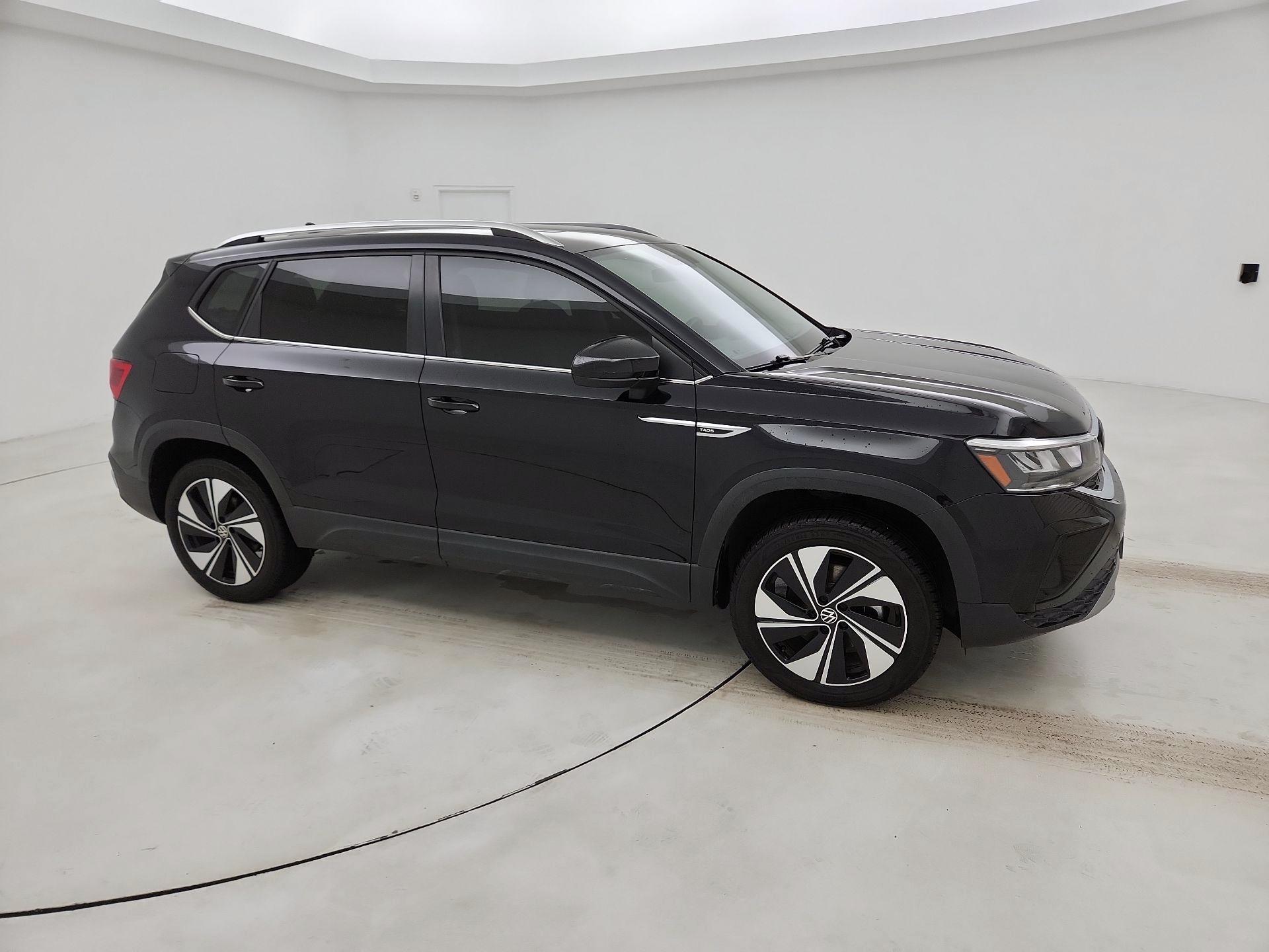 Thumbnail: 2024 Volkswagen Taos - 4