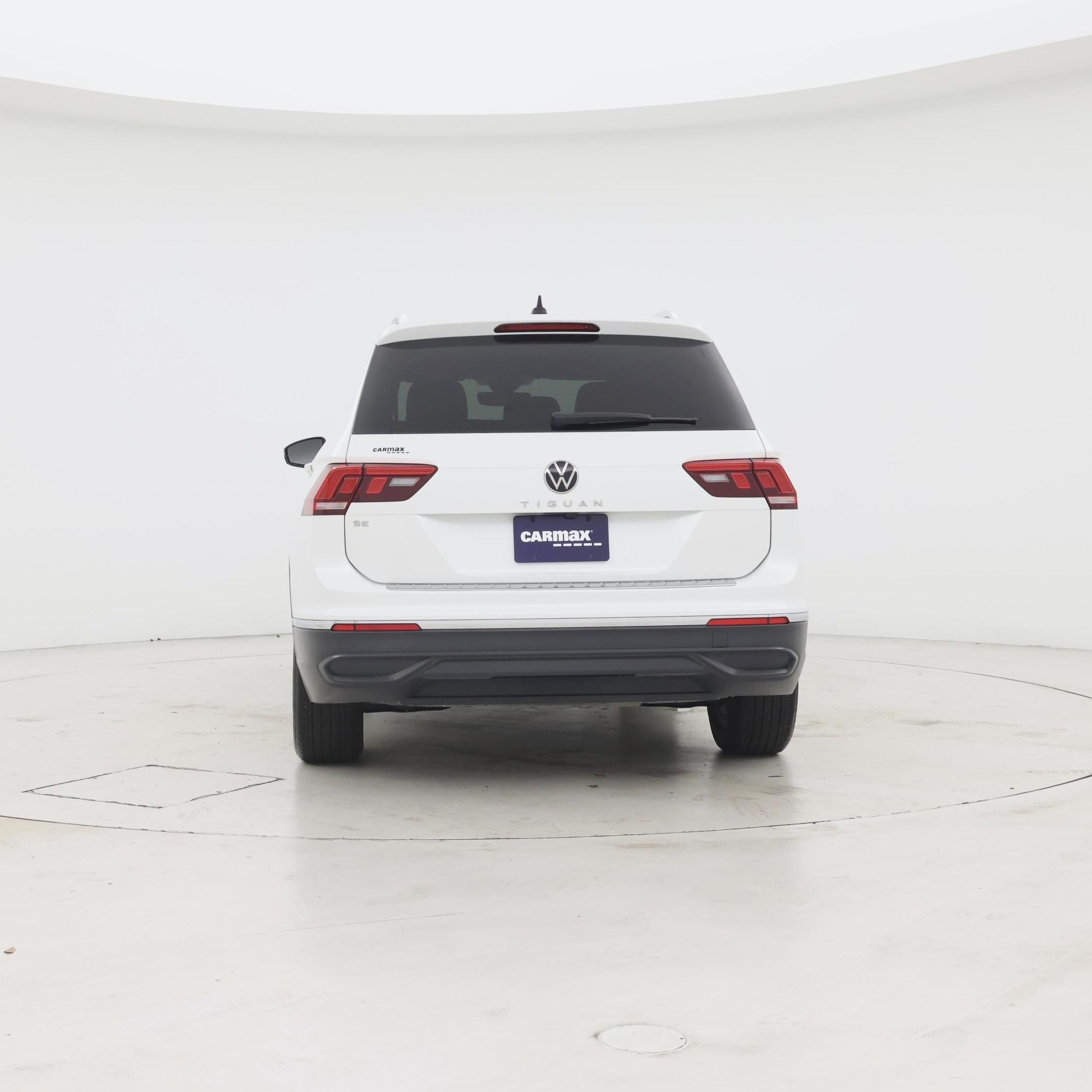 Thumbnail: 2023 Volkswagen Tiguan - 6