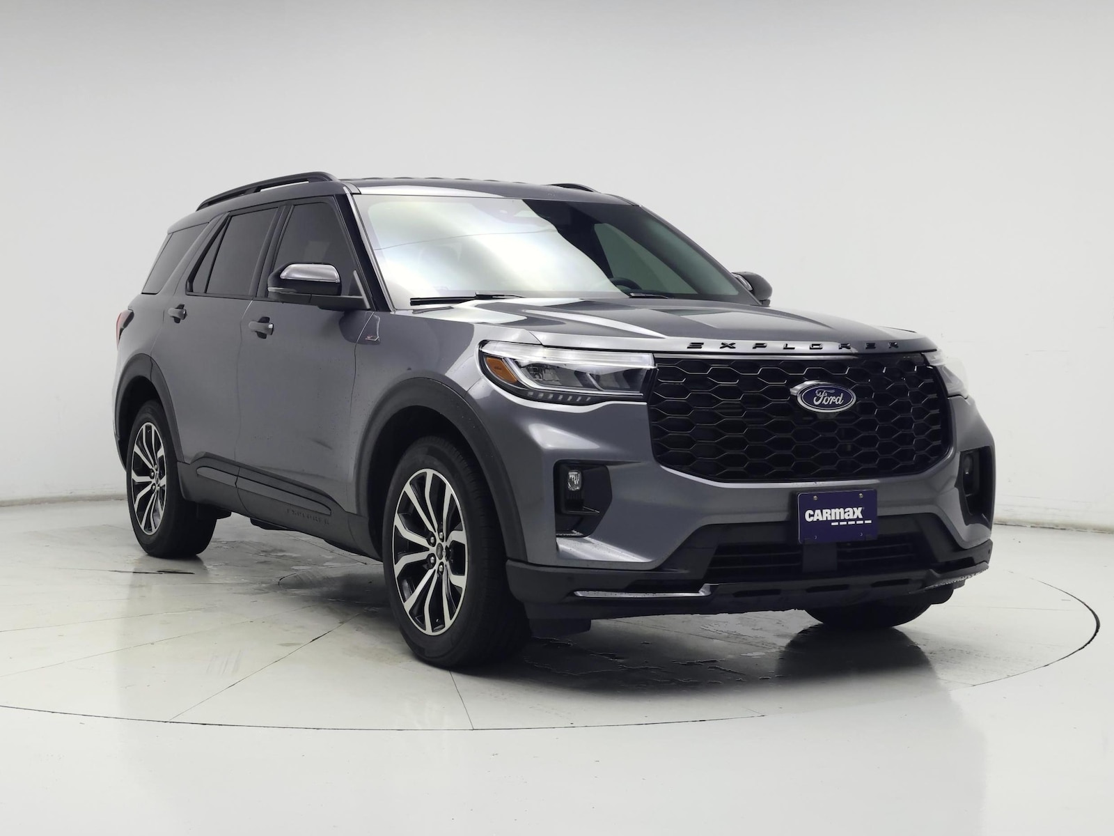 2025 Ford Explorer ST-LINE - Photo 2